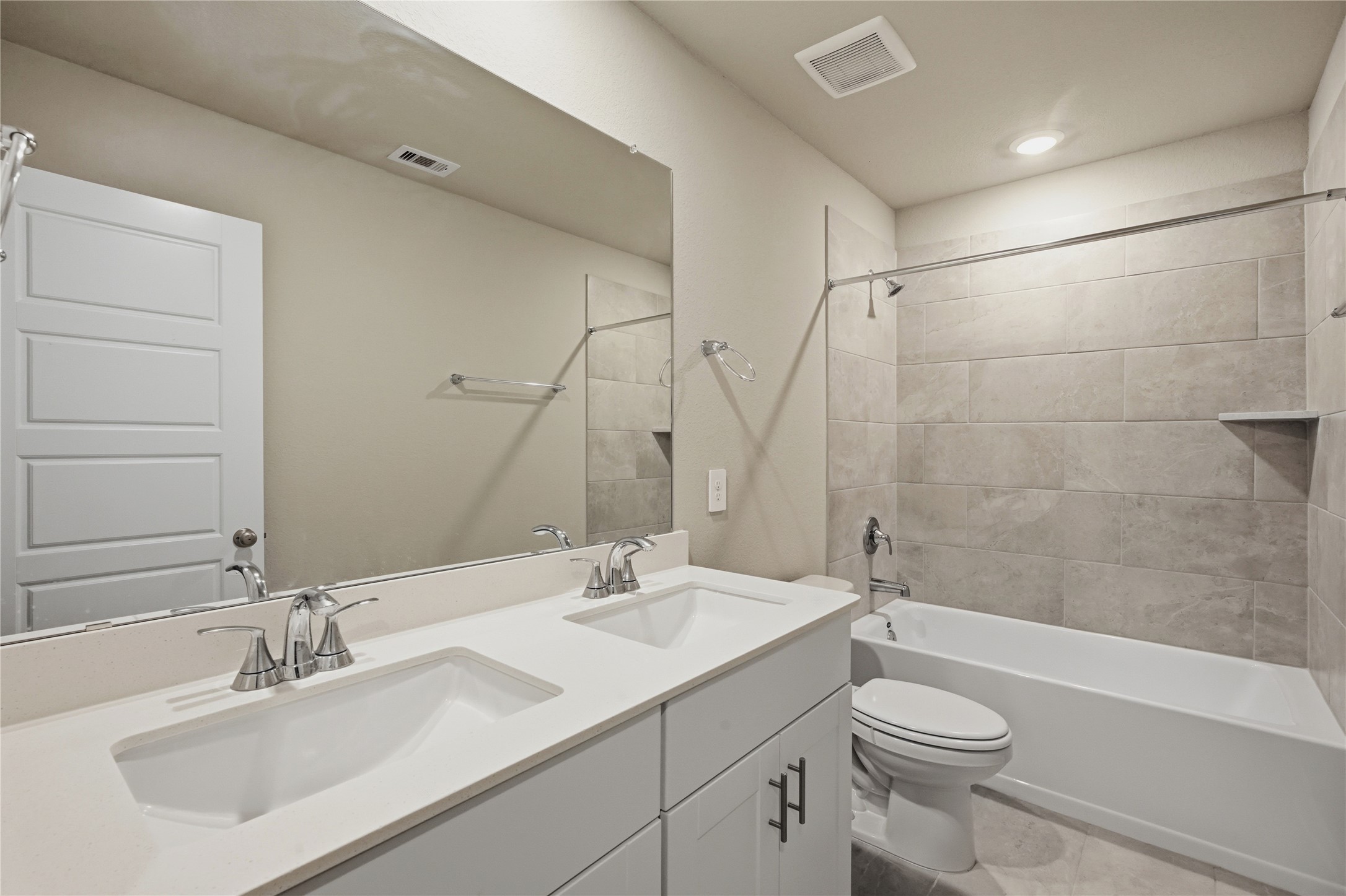 419 Gram Hill Drive Property Photo 13