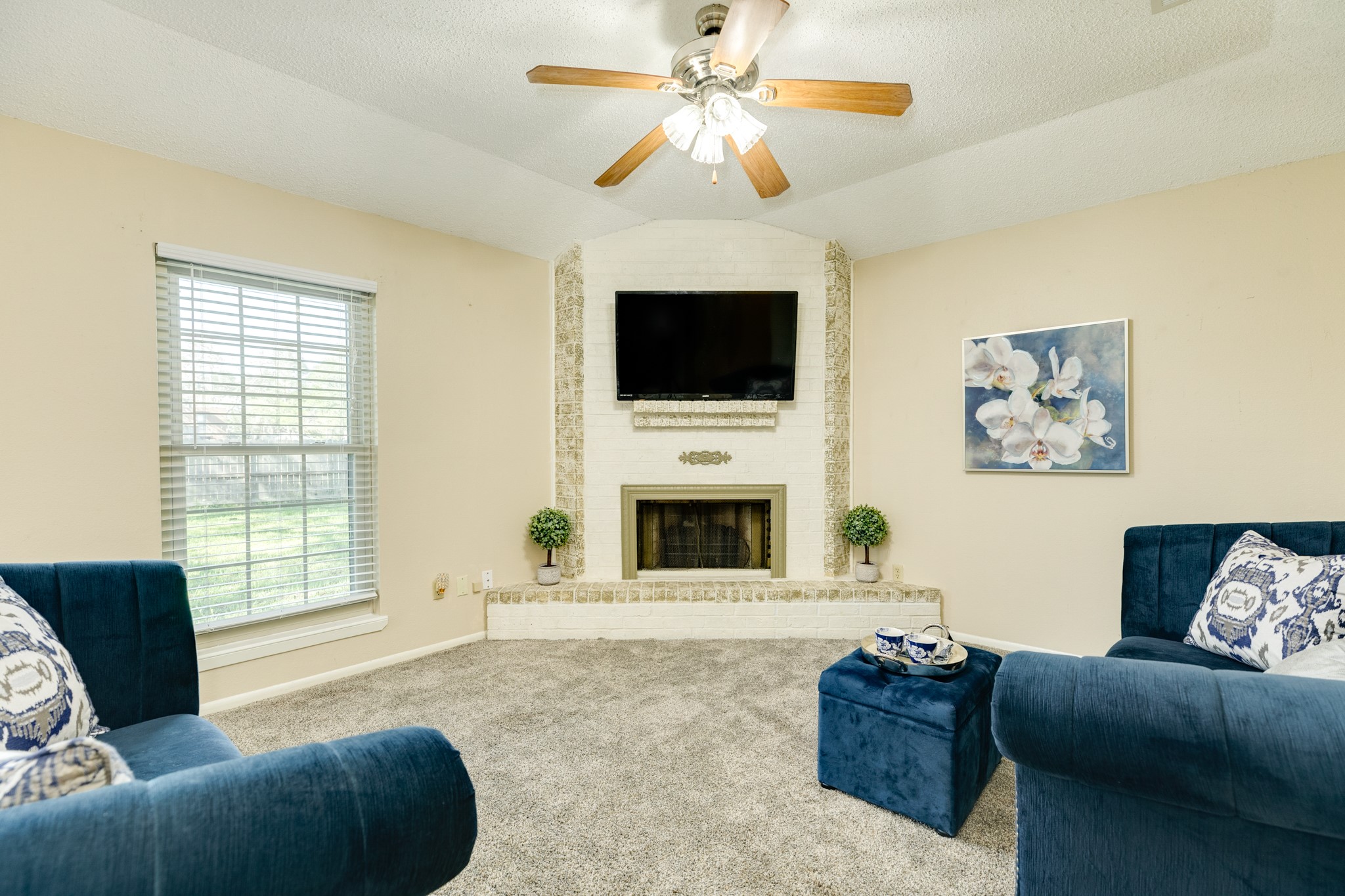 530 Tall Timber Drive Property Photo 7