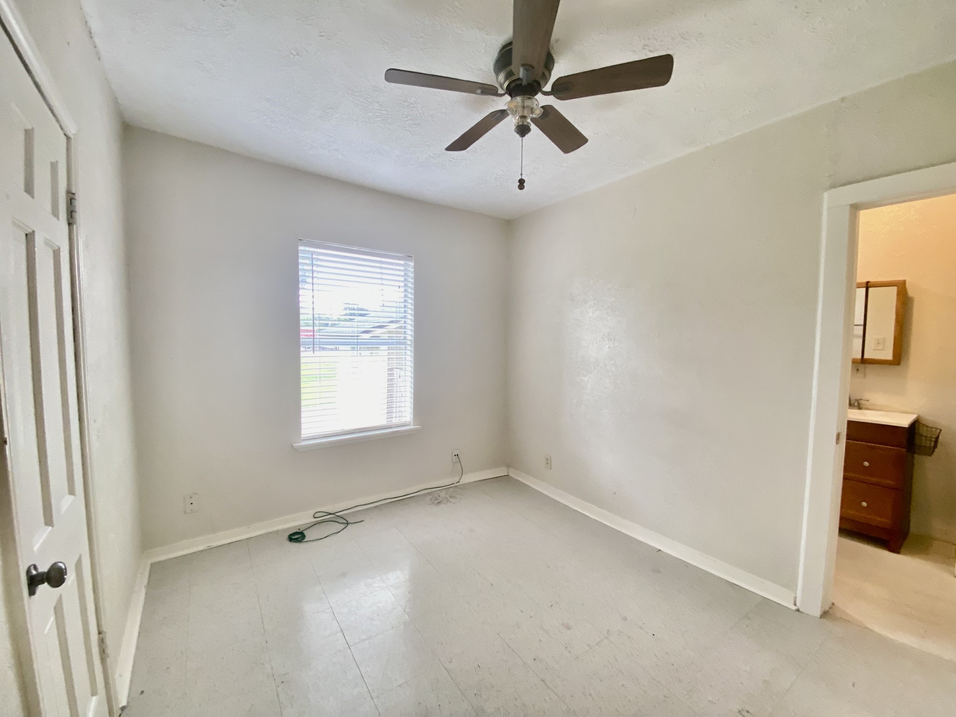 326 Noble Street Property Photo 21