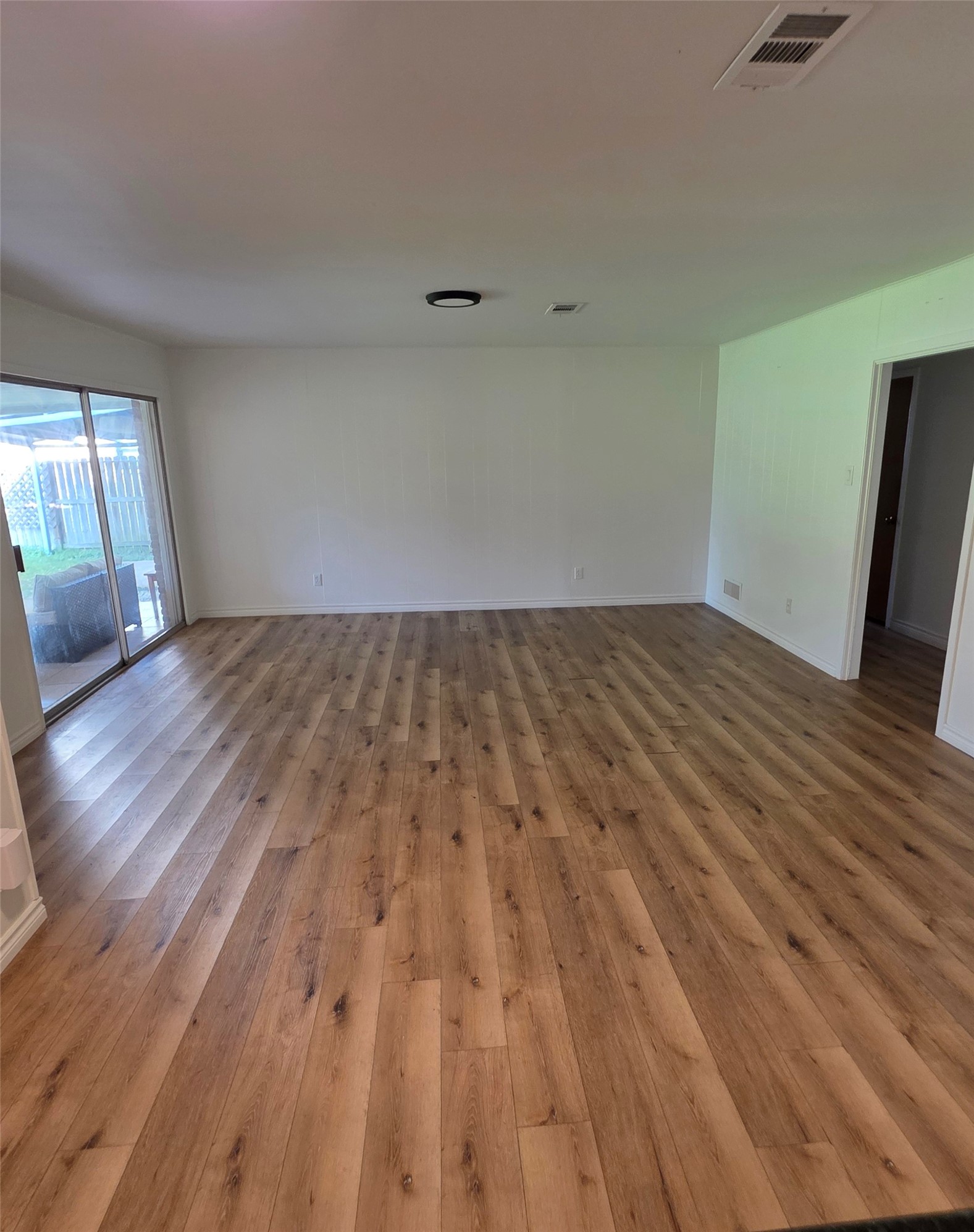 9654 Meadowland Drive Property Photo 4