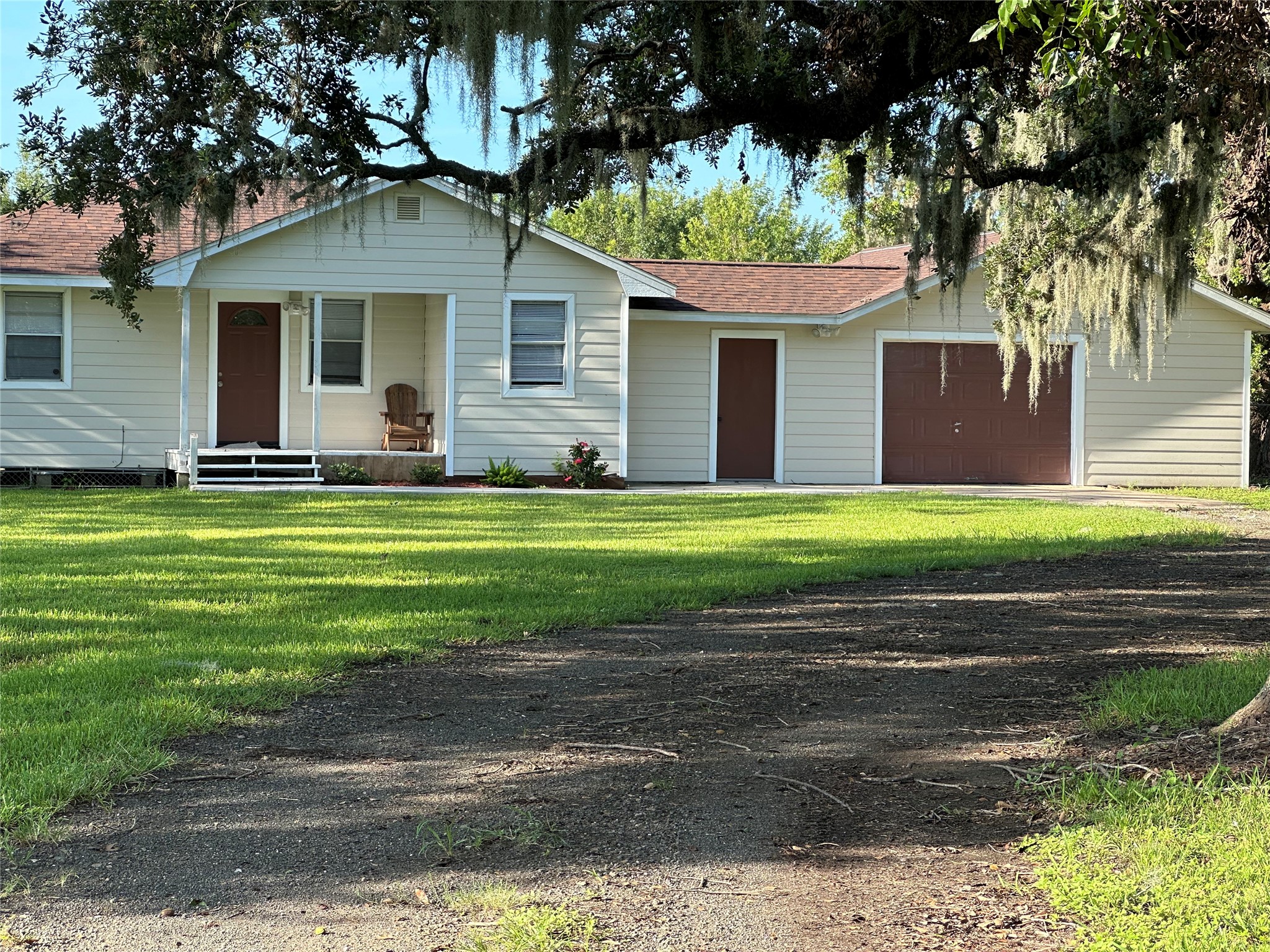 5249 County Road 353 Property Photo 2