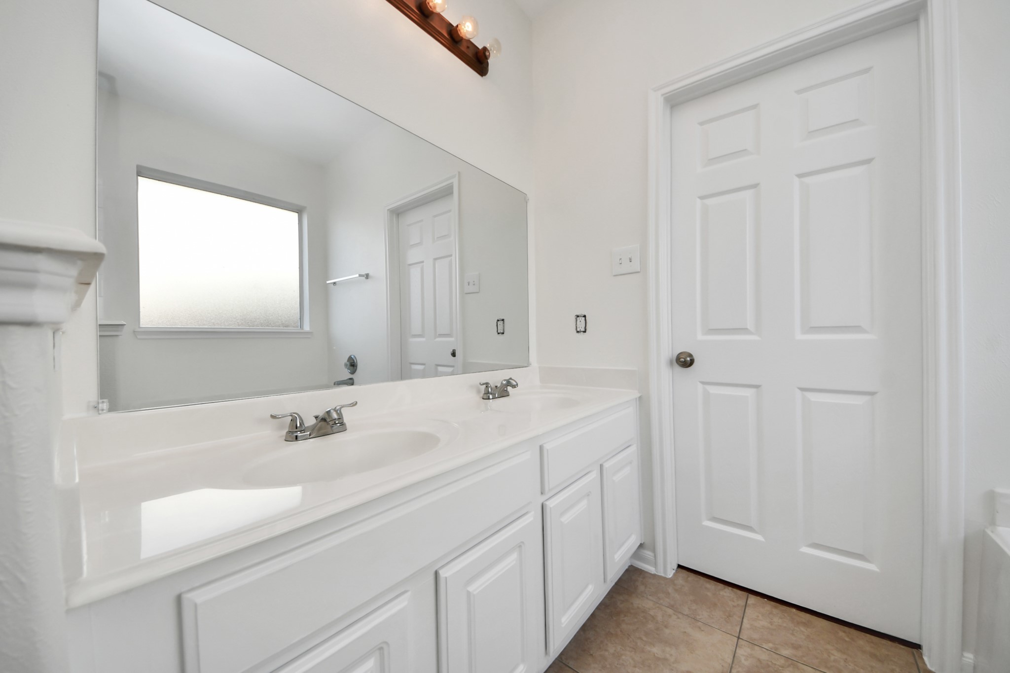 2705 Calico Creek Lane Property Photo 13