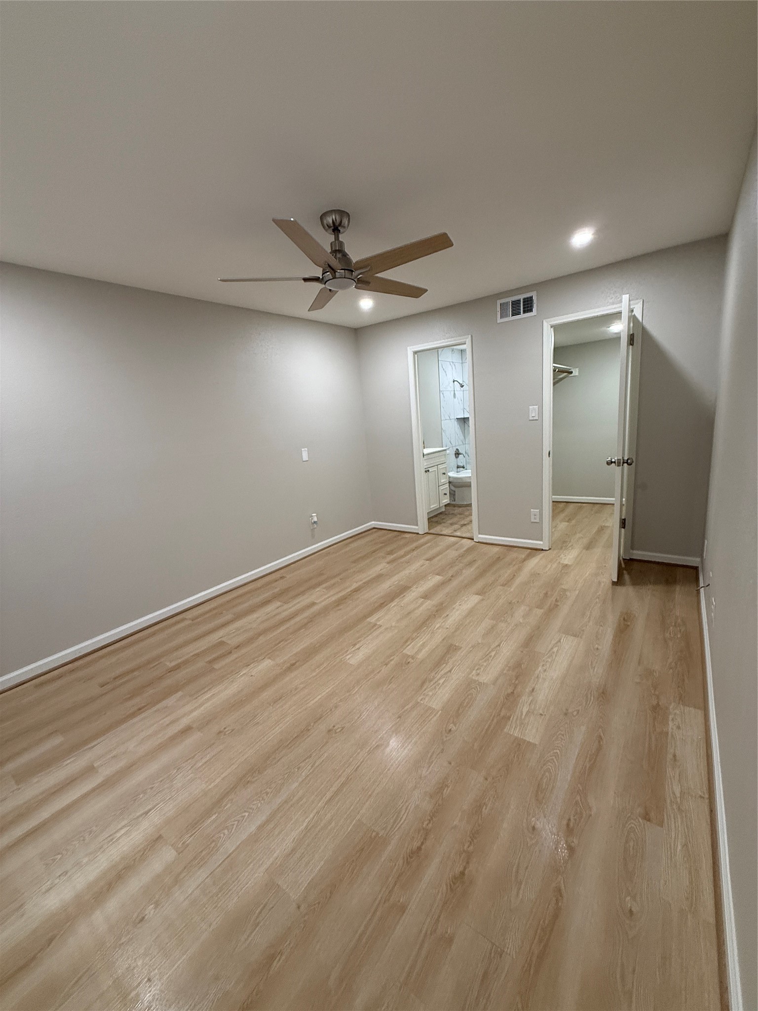 9797 Leawood Boulevard 804 Property Photo 10