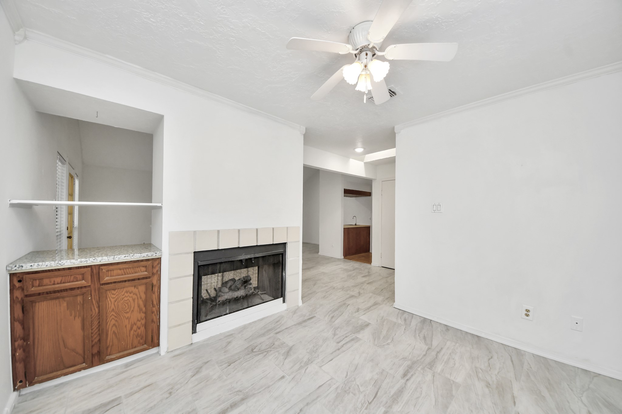 1723 Plumbwood Way Property Photo 8