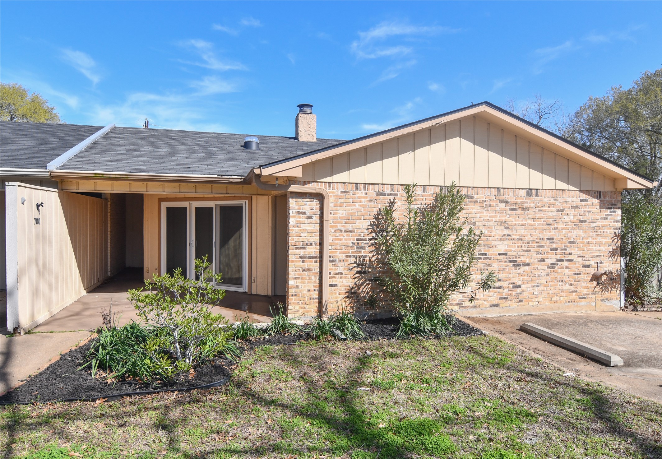 700 S Chappell Hill Street Property Photo