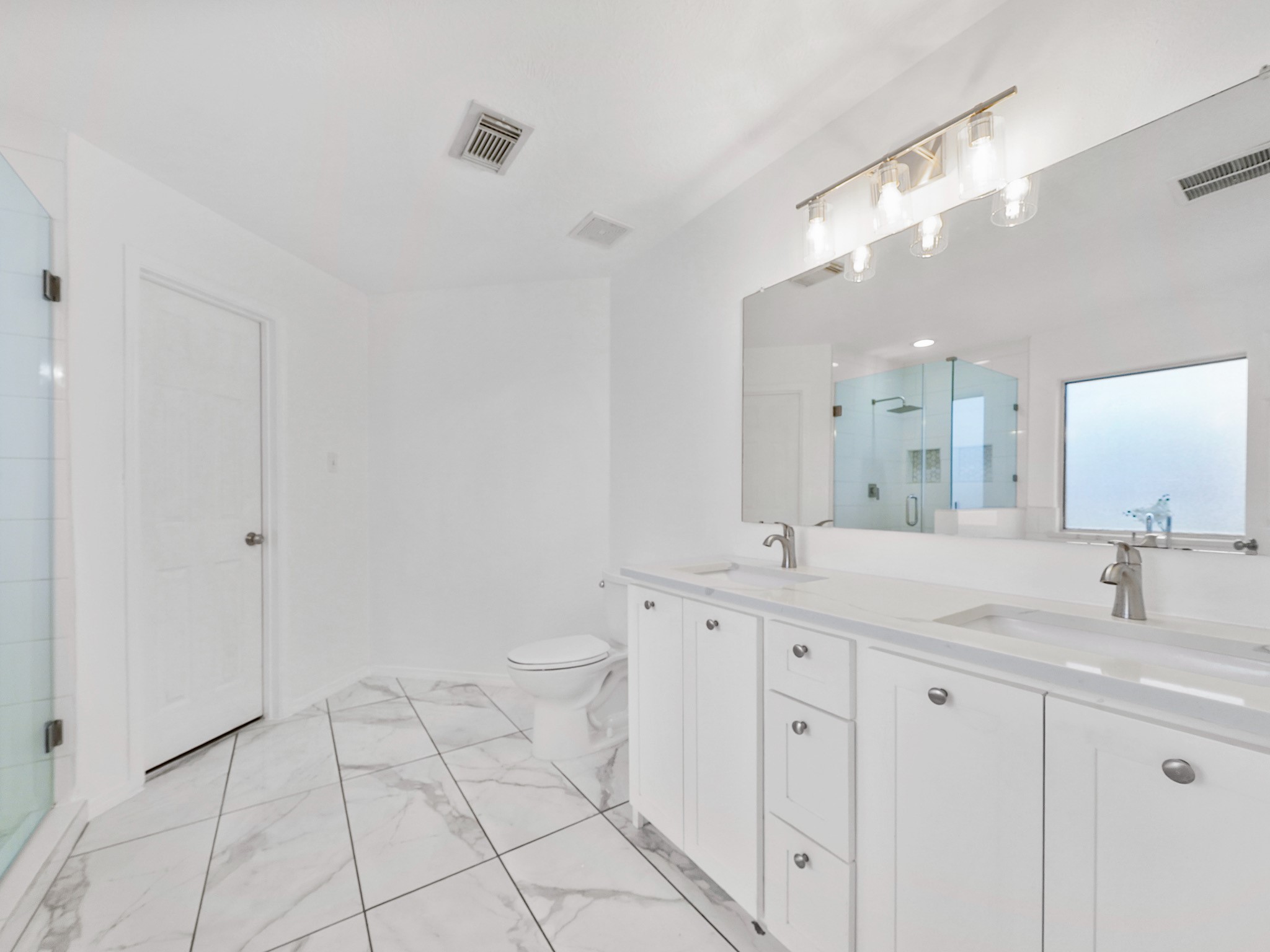 1011 Backland Court Property Photo 7