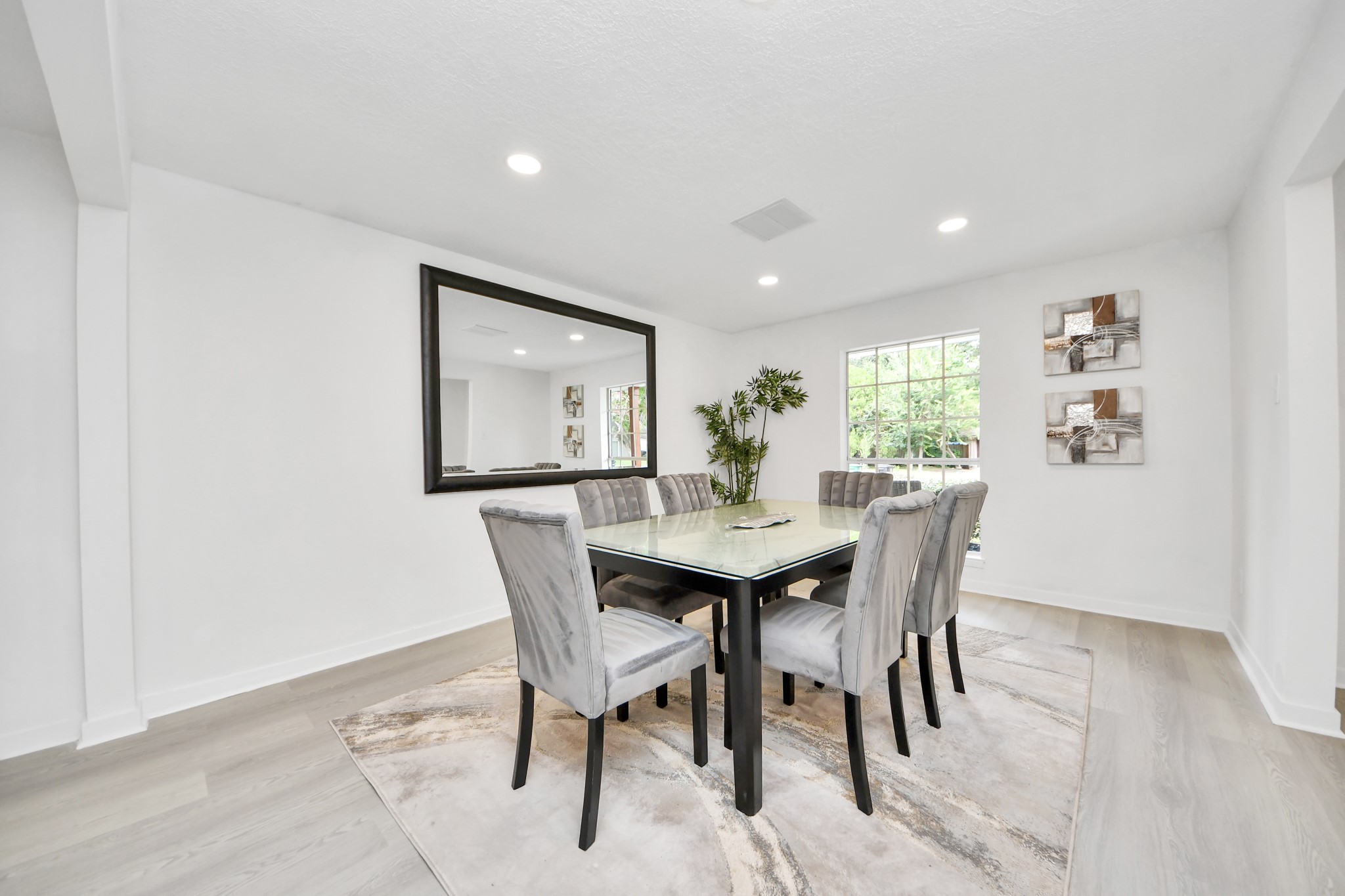 5619 Duxbury Street Property Photo 10