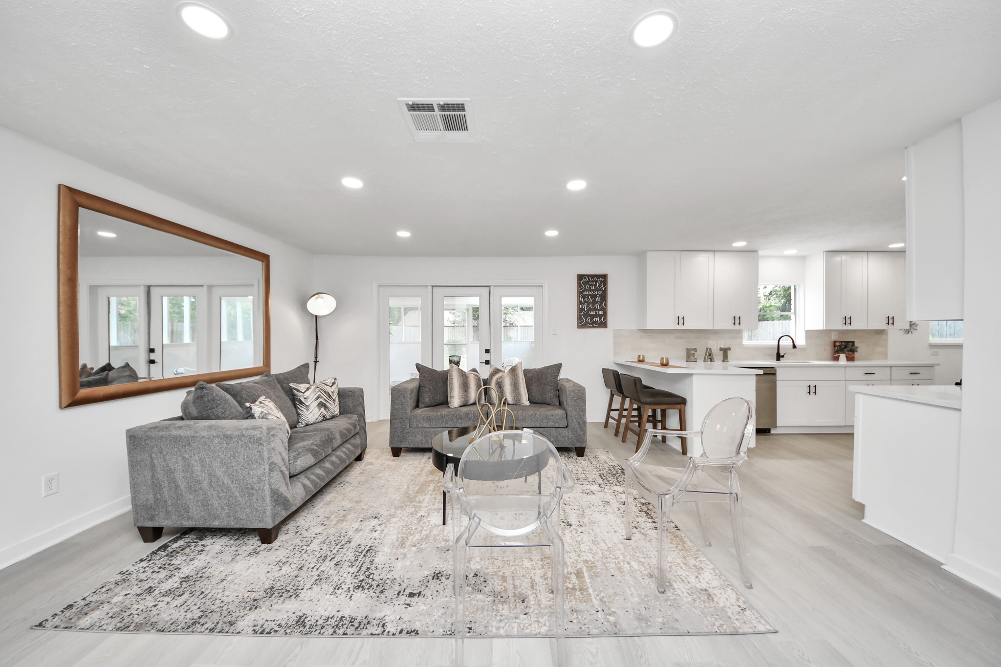 5619 Duxbury Street Property Photo 14