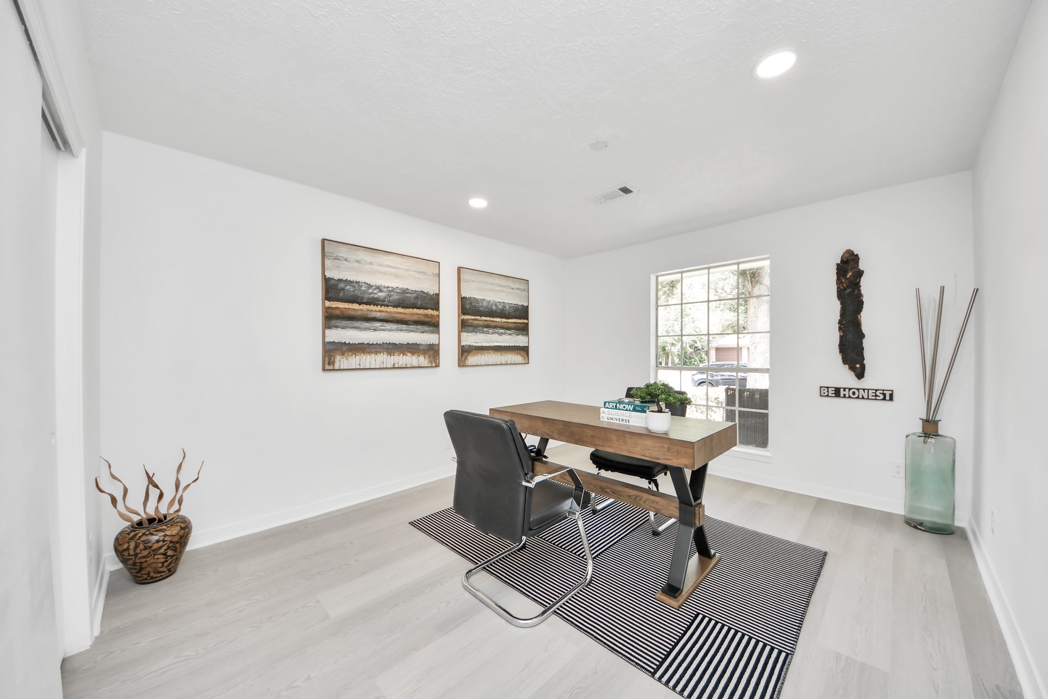 5619 Duxbury Street Property Photo 28