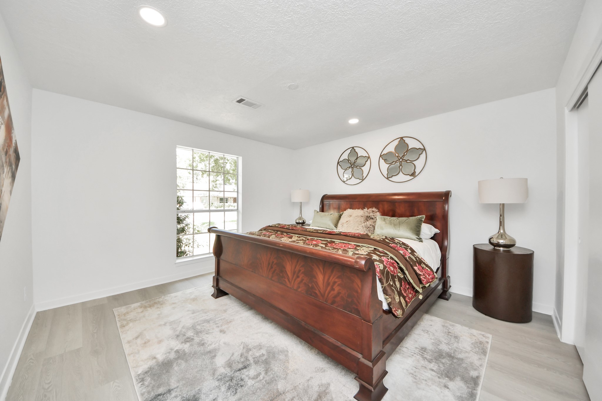 5619 Duxbury Street Property Photo 32