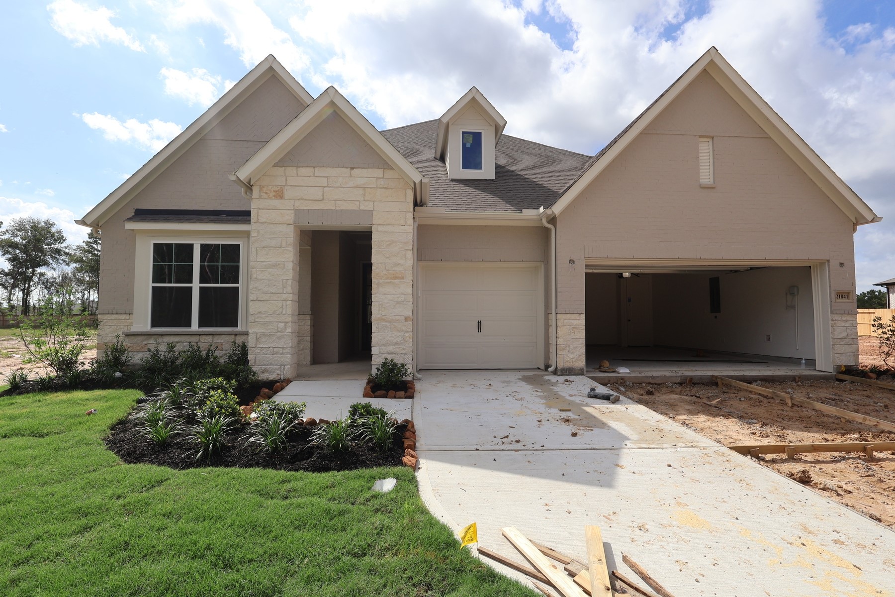 21841 Golden Putt Drive Property Photo 3