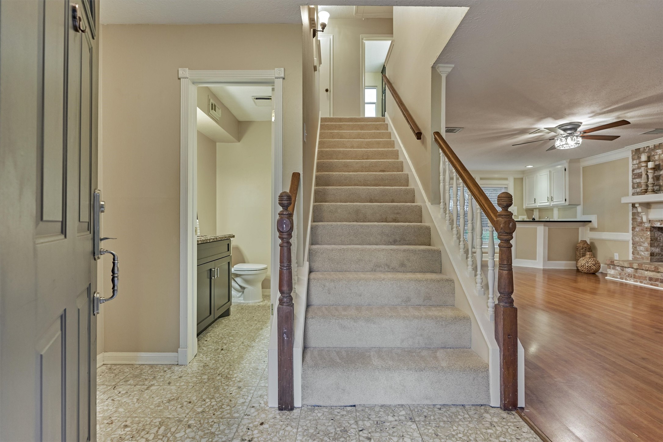 12 Thimbleberry Court Property Photo 5