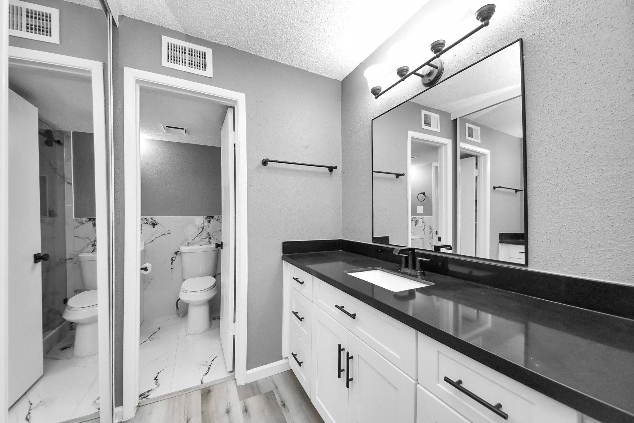 6281 Ludington Drive 817 Property Photo 11