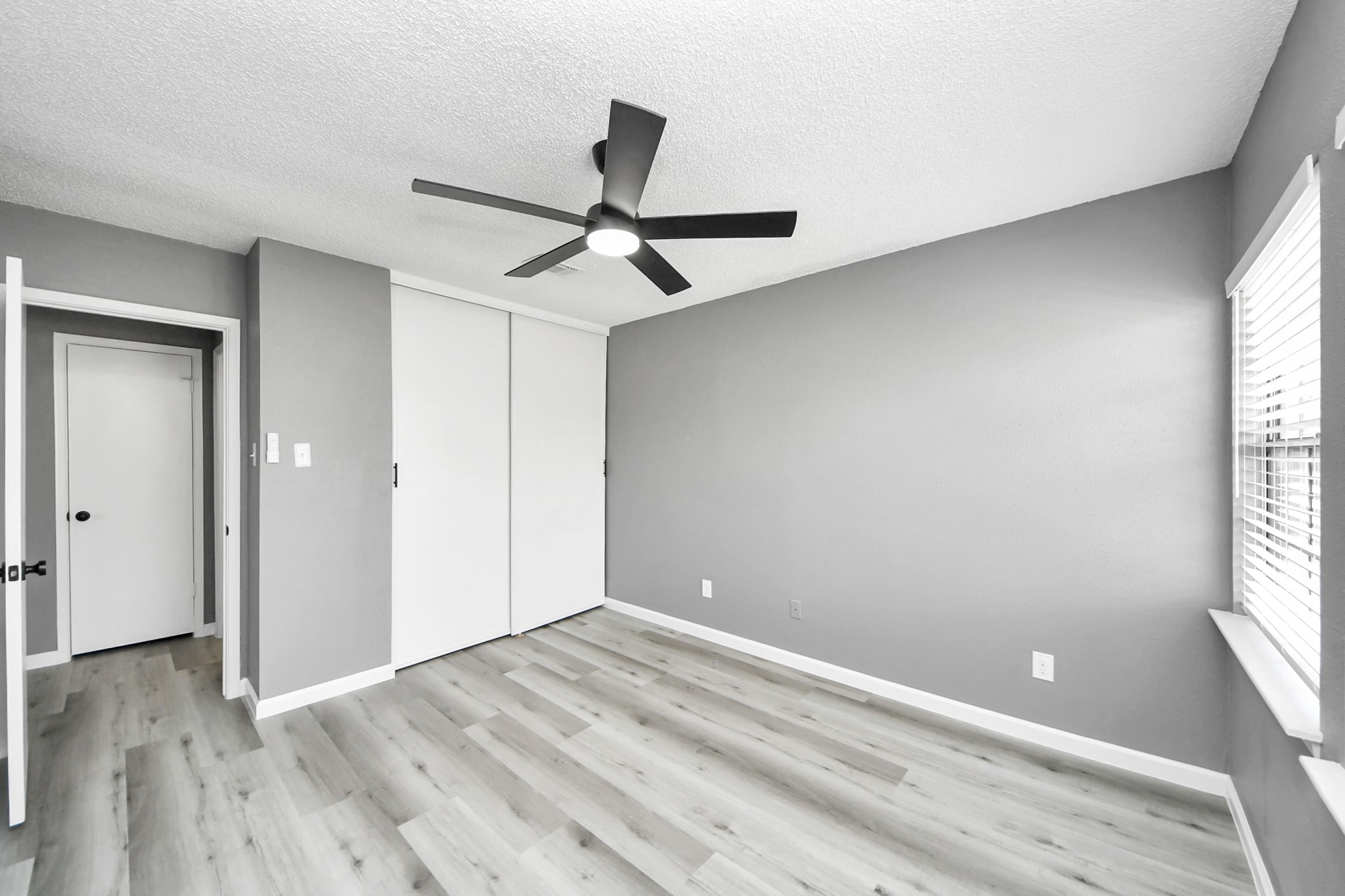 6281 Ludington Drive 817 Property Photo 40
