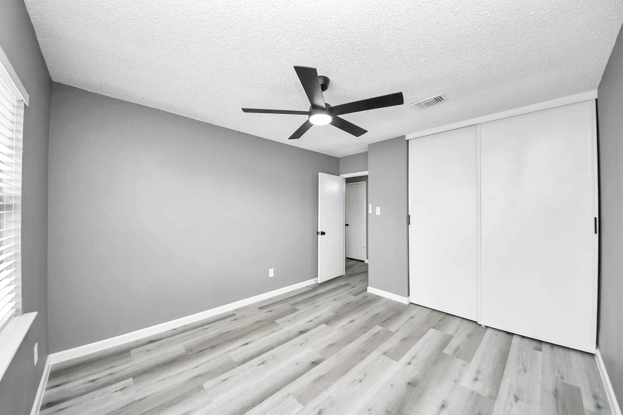 6281 Ludington Drive 817 Property Photo 41