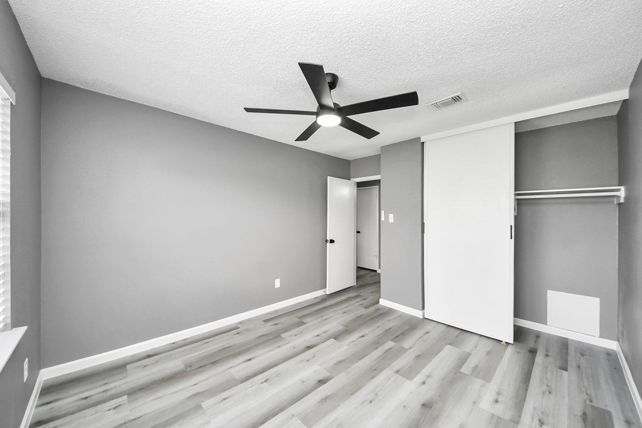 6281 Ludington Drive 817 Property Photo 42