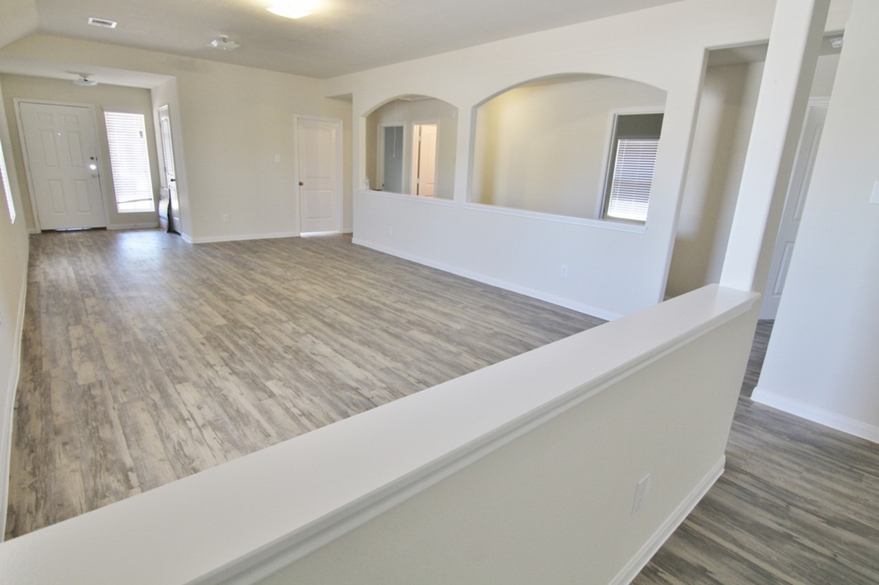 4335 Almeda Meadows Drive Property Photo 6