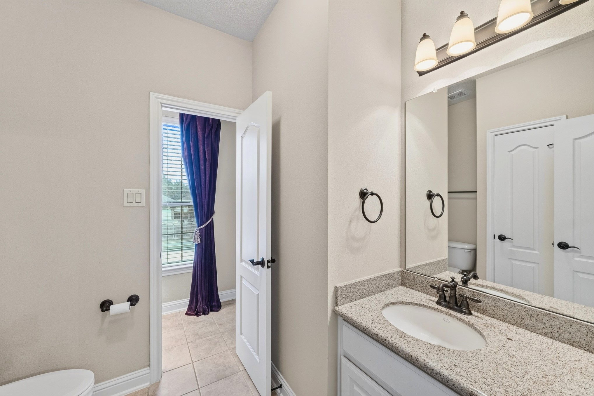 7606 Courtney Manor Lane Property Photo 29