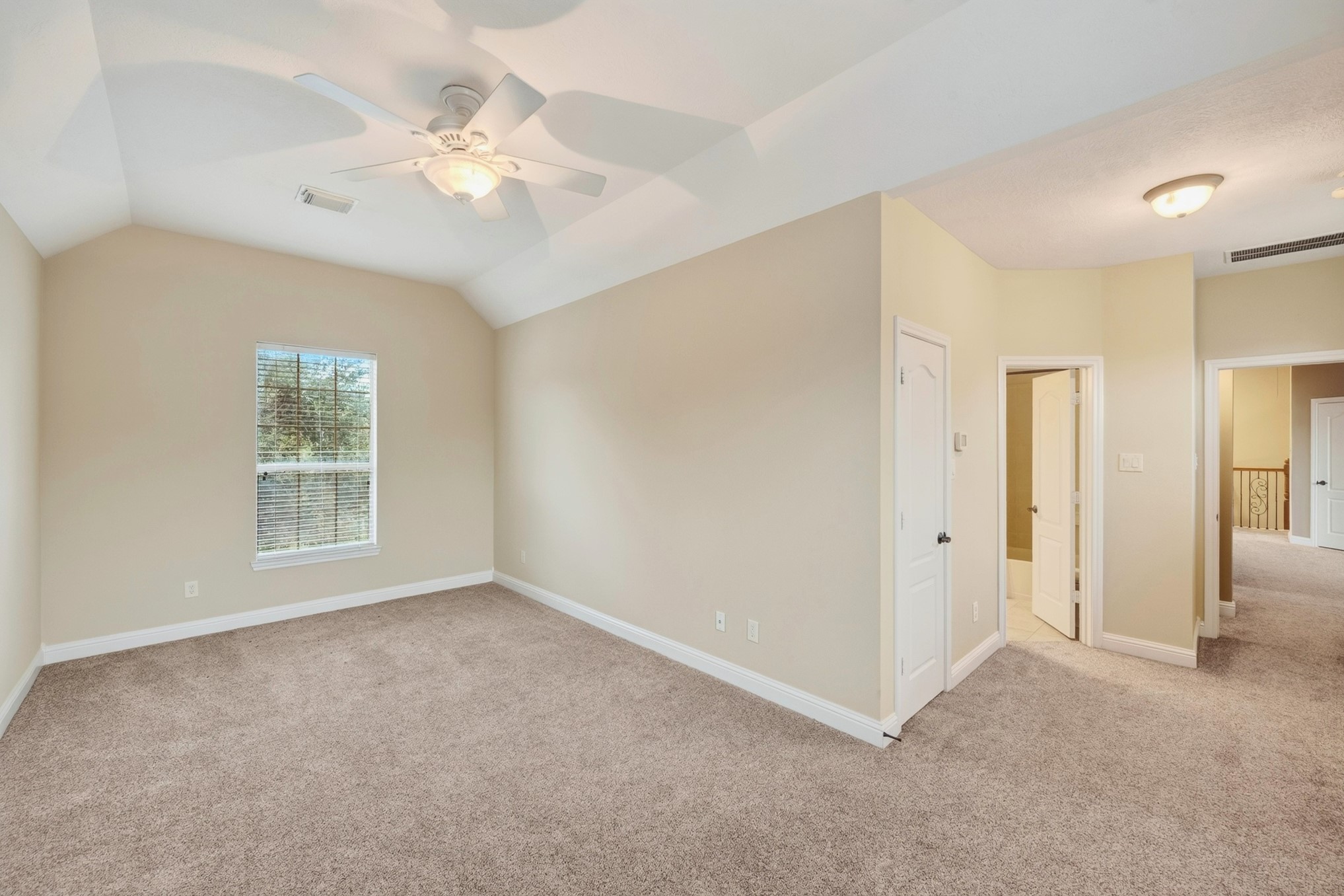 7606 Courtney Manor Lane Property Photo 31