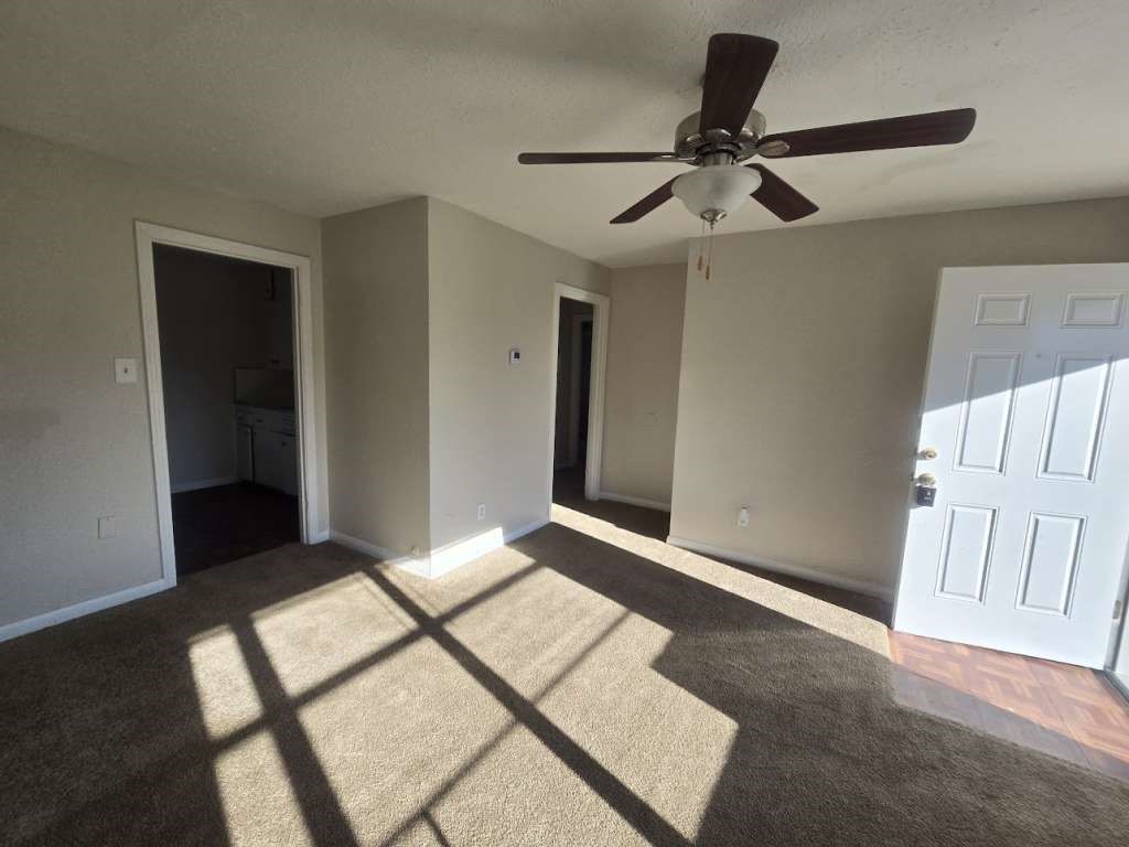 5 Lanes End Street Property Photo 2