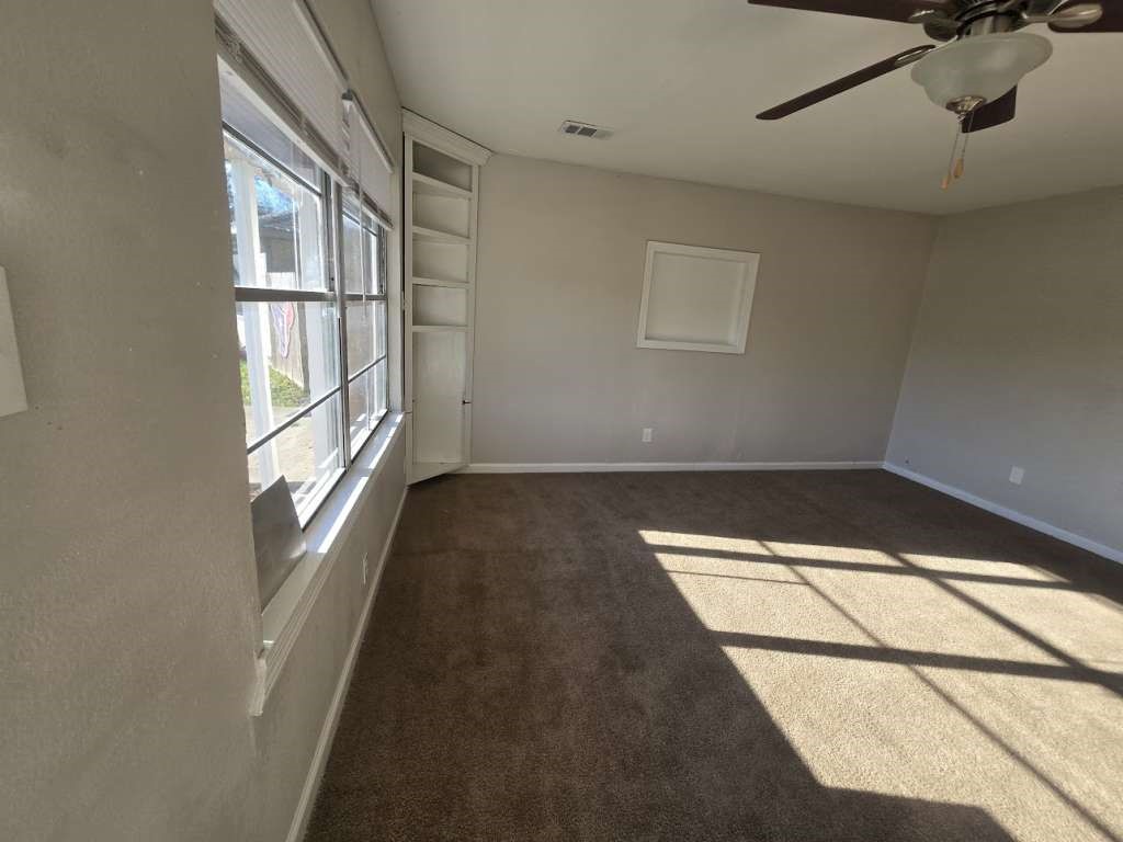 5 Lanes End Street Property Photo 3