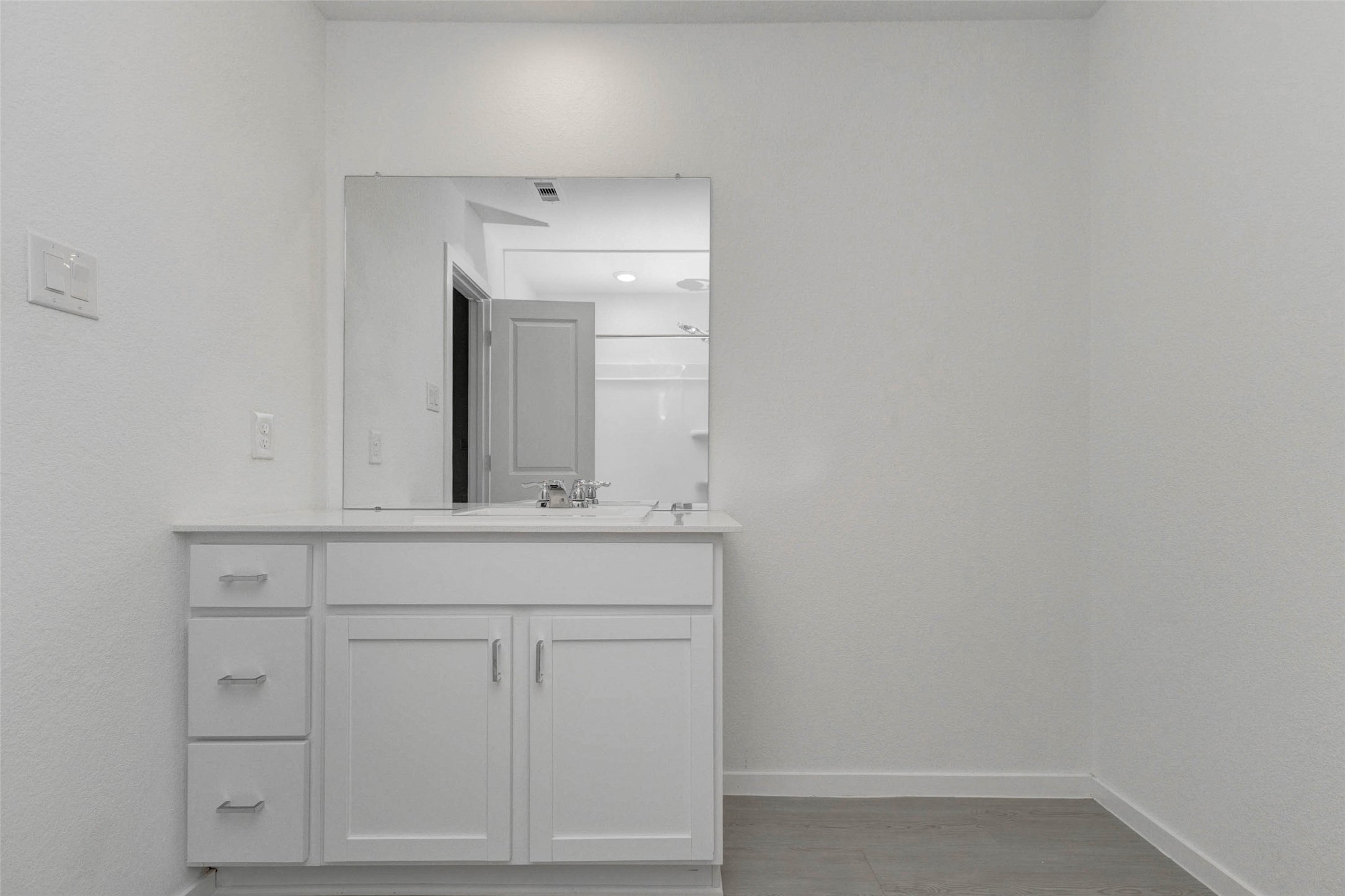 1631 Country View Drive Property Photo 13