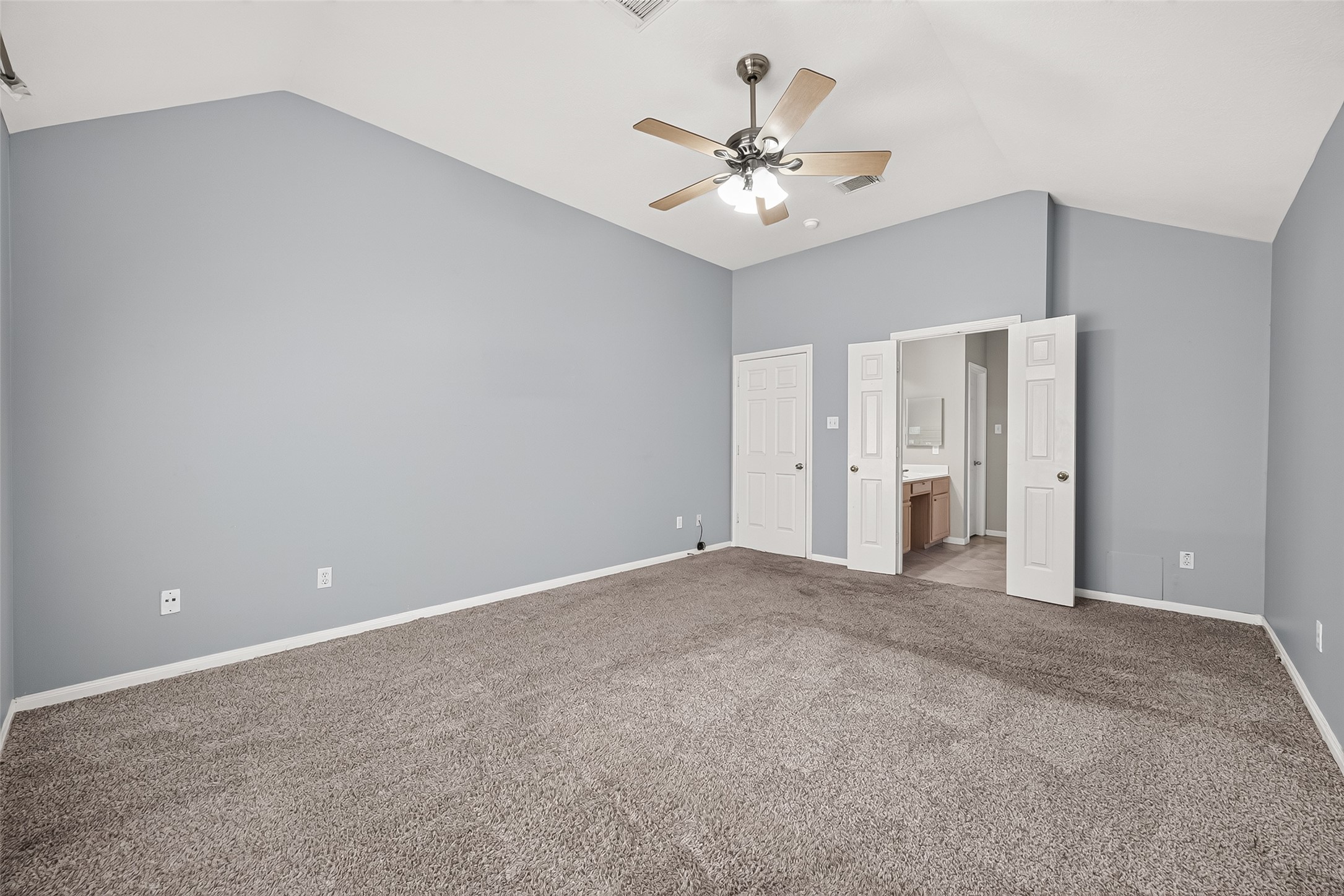 6910 Renata Circle Property Photo 16