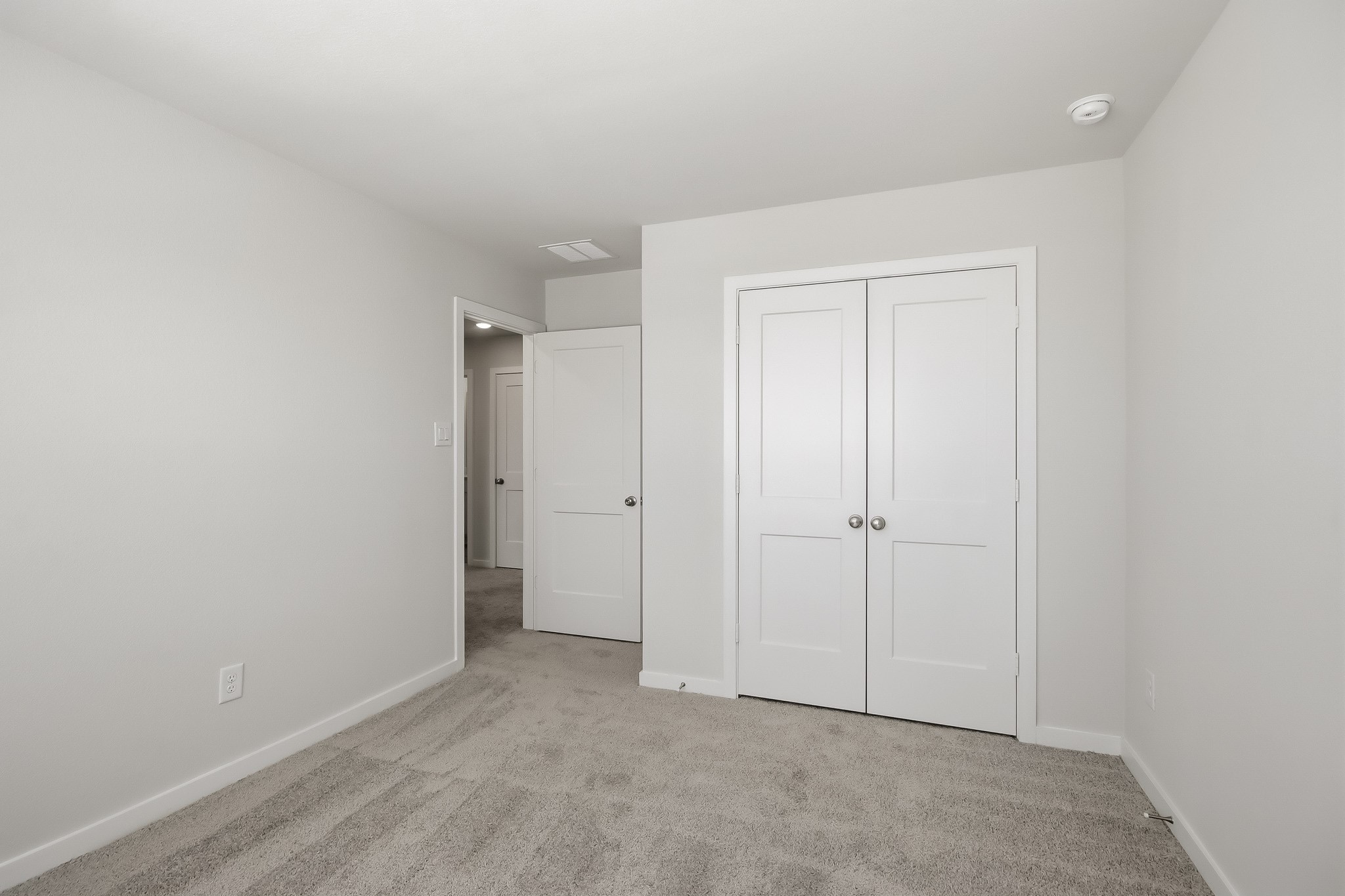 1886 Redwood Lane Property Photo 16