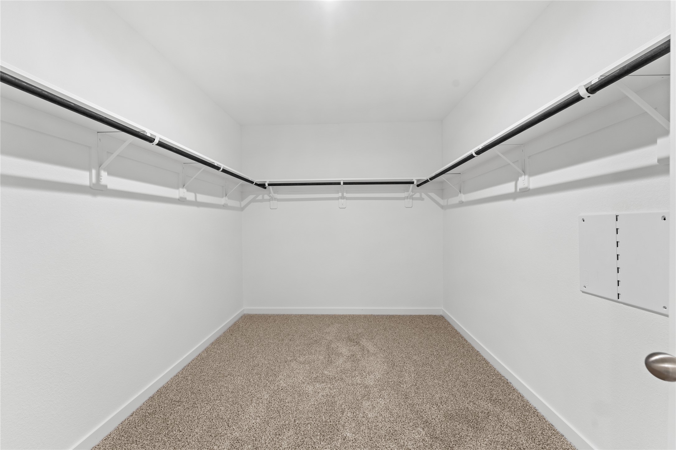 2929 Amherst Meadow Lane Property Photo 13