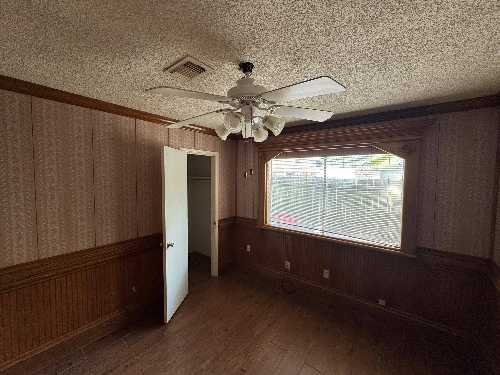 1511 Ridgebriar Property Photo 14