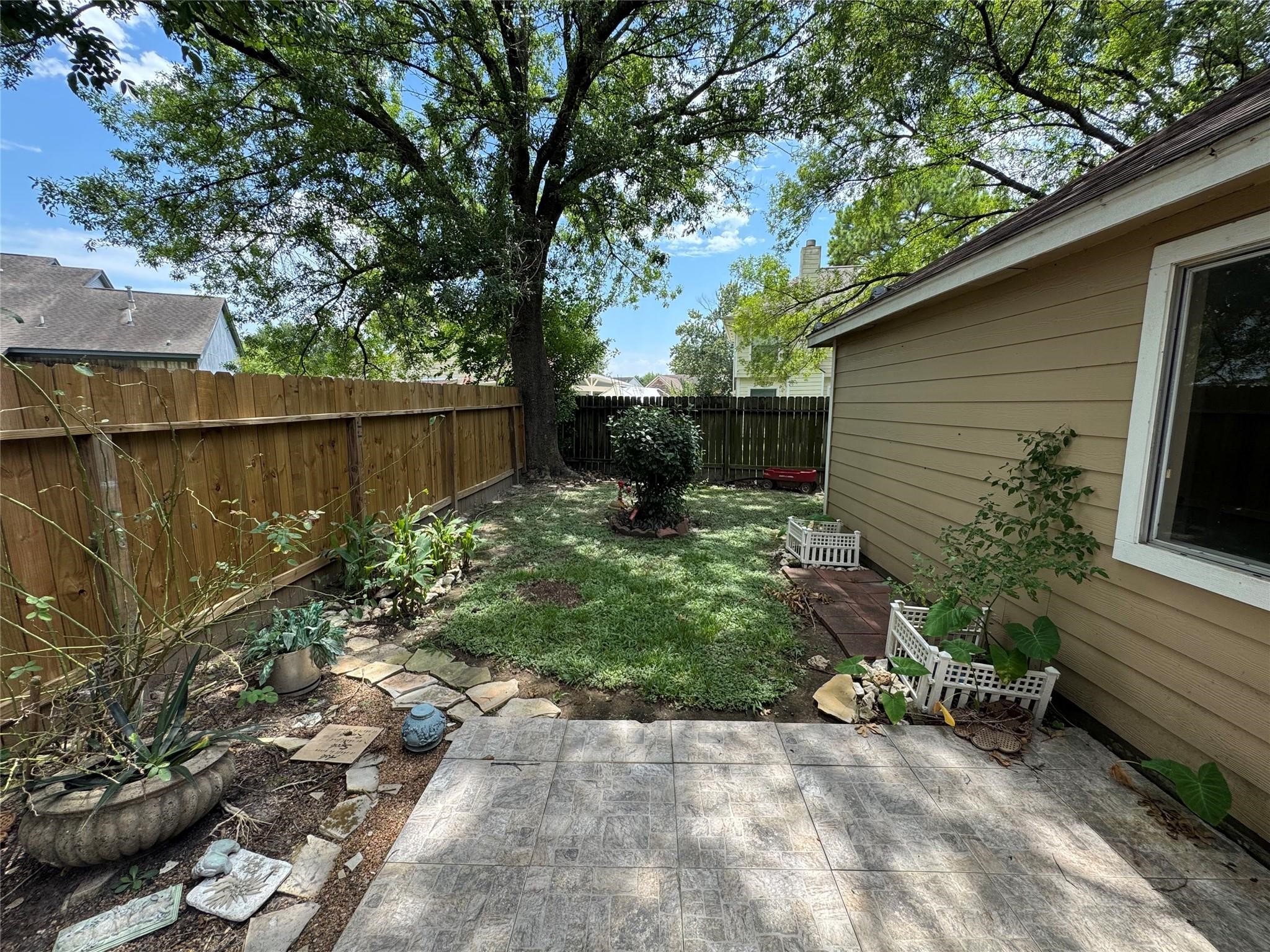 1511 Ridgebriar Property Photo 16