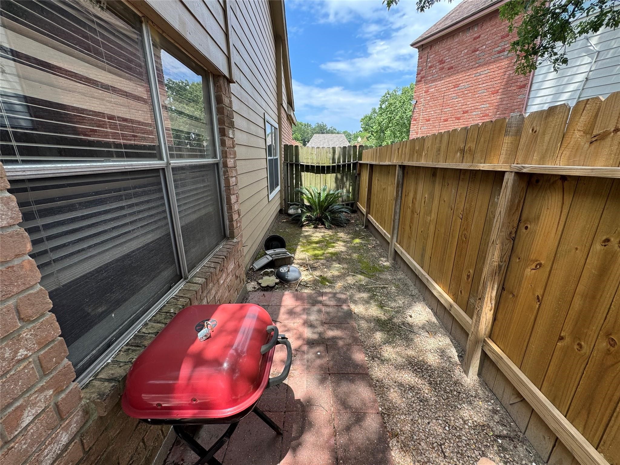1511 Ridgebriar Property Photo 17
