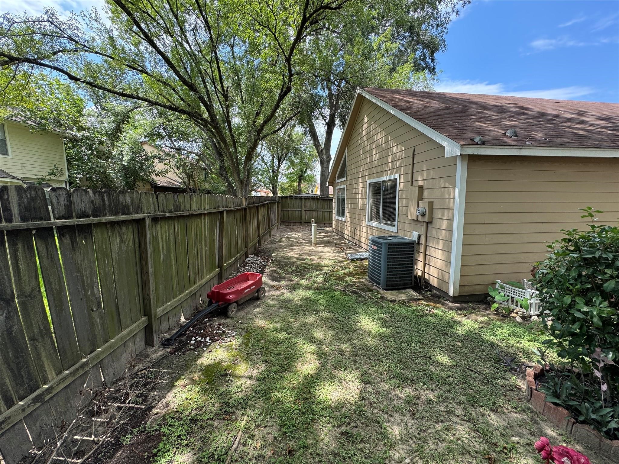 1511 Ridgebriar Property Photo 19