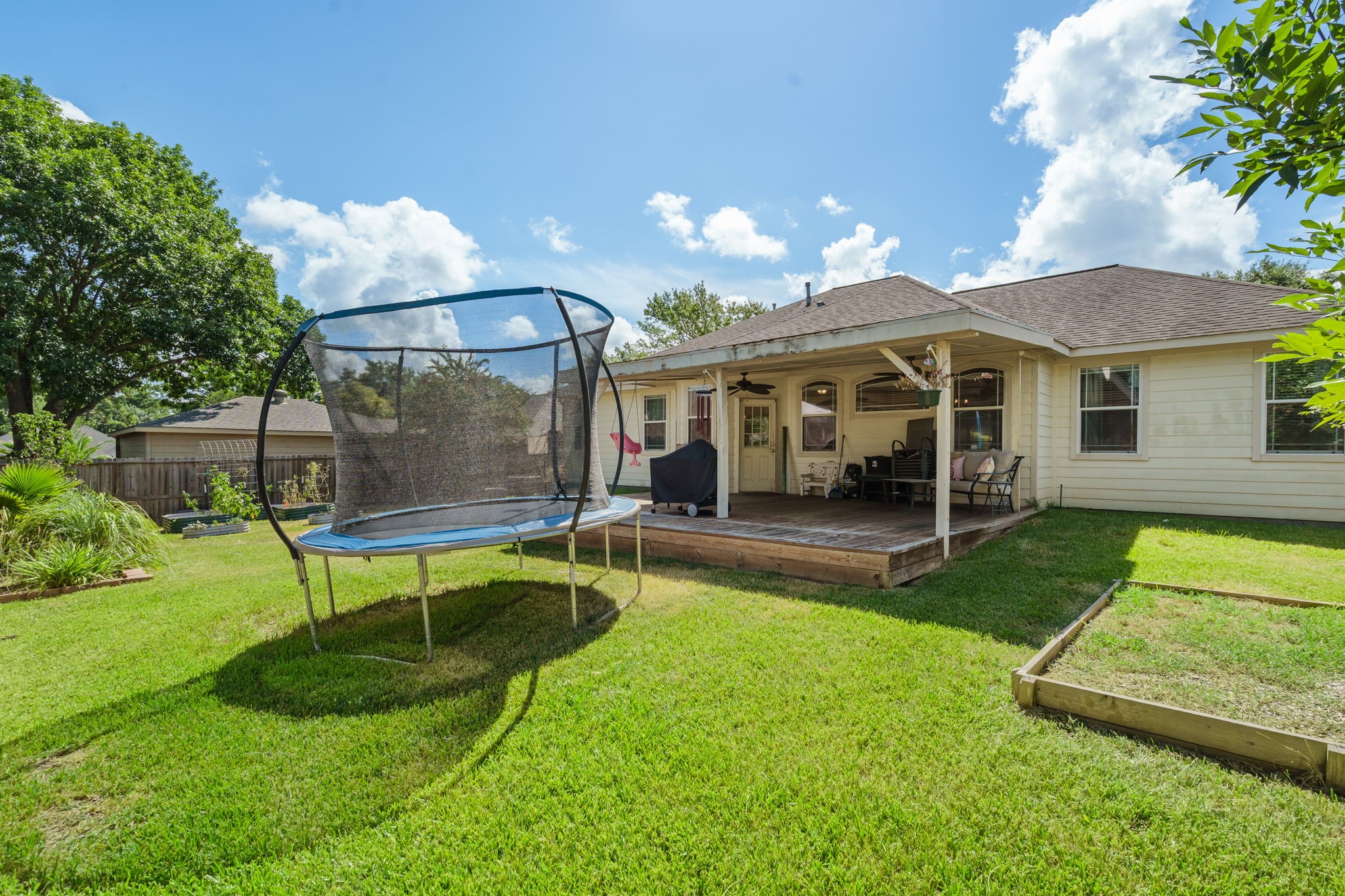 7090 Shadow Lake Drive Property Photo 26