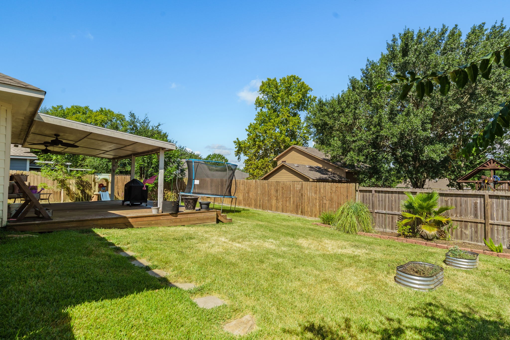 7090 Shadow Lake Drive Property Photo 28