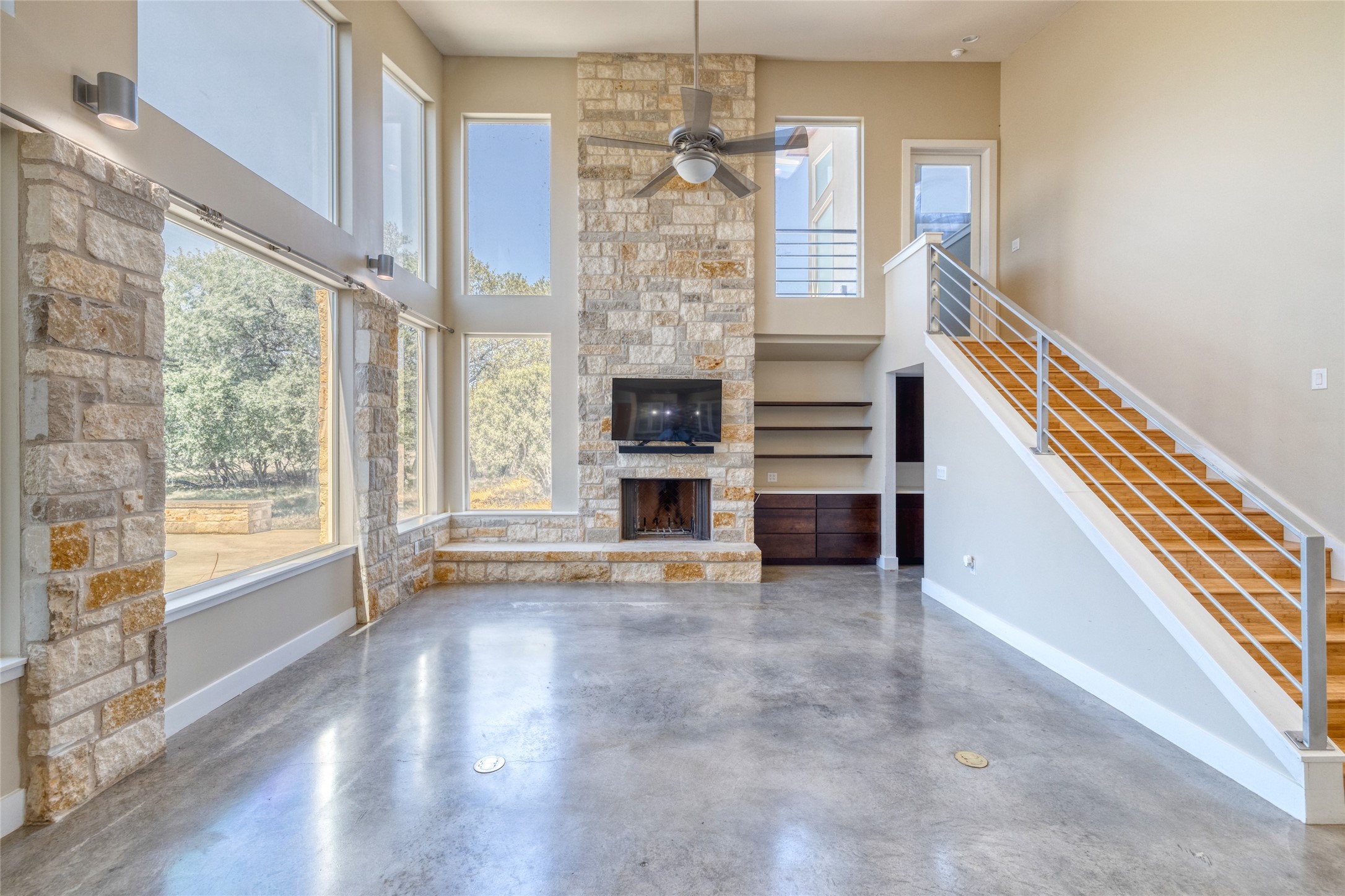 51 Starry Night Property Photo 5