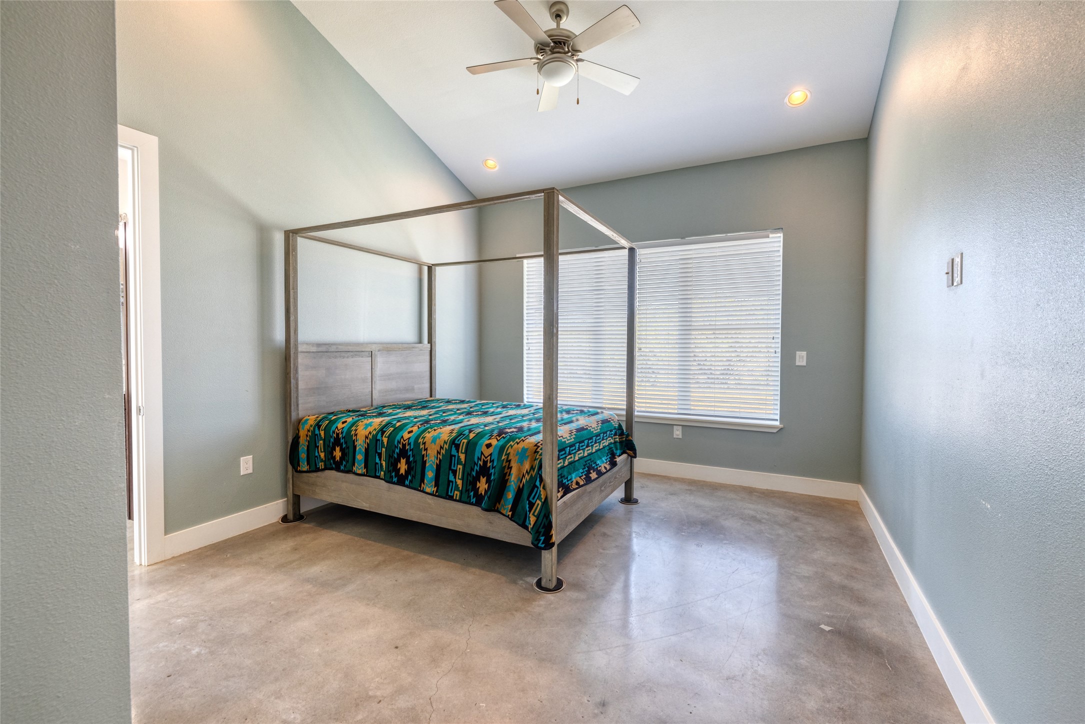 51 Starry Night Property Photo 10
