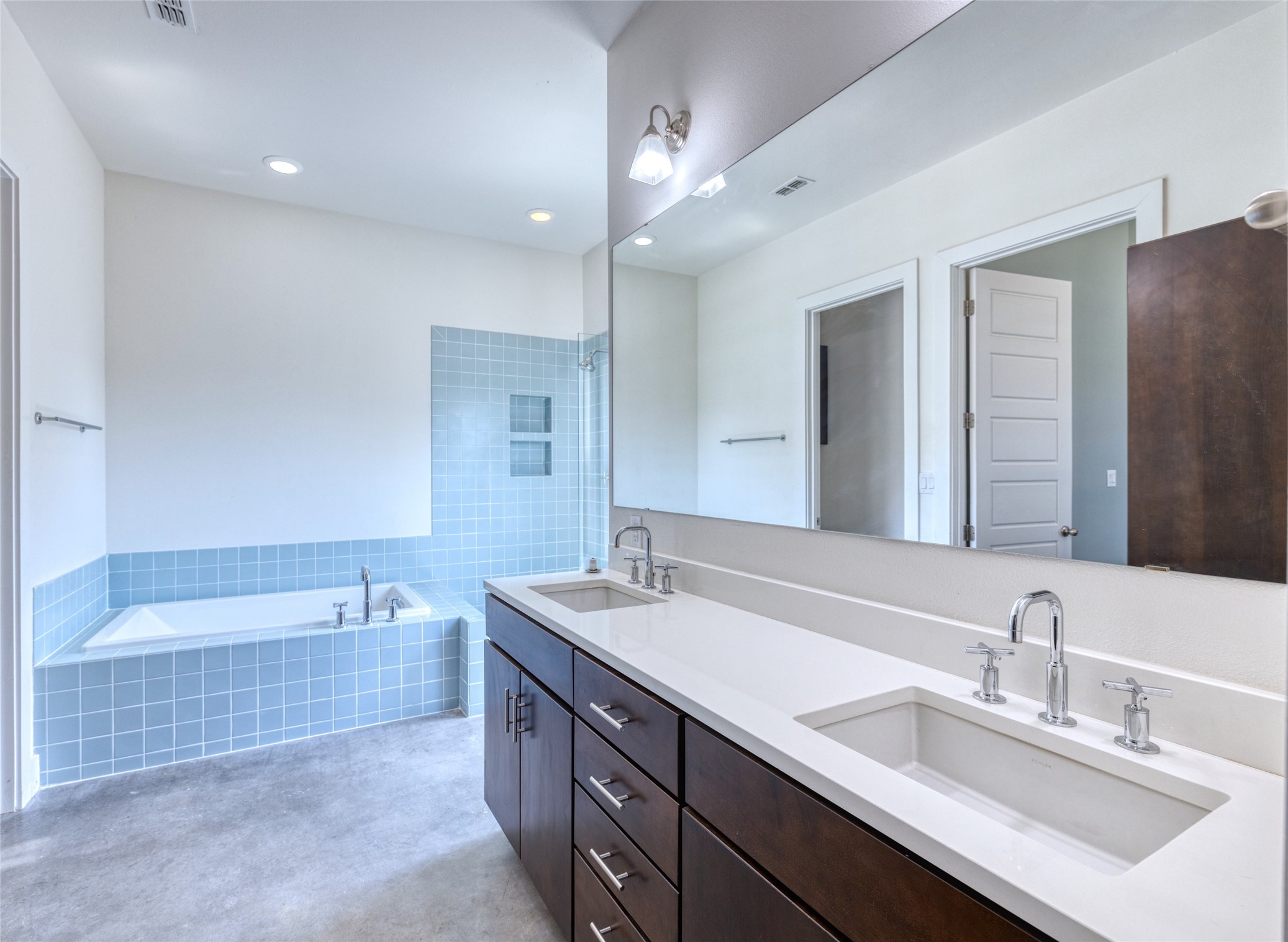 51 Starry Night Property Photo 12