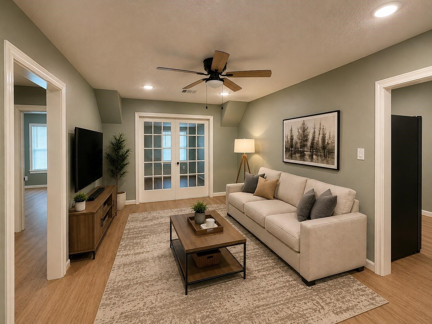 505 Sikes Street Property Photo 2