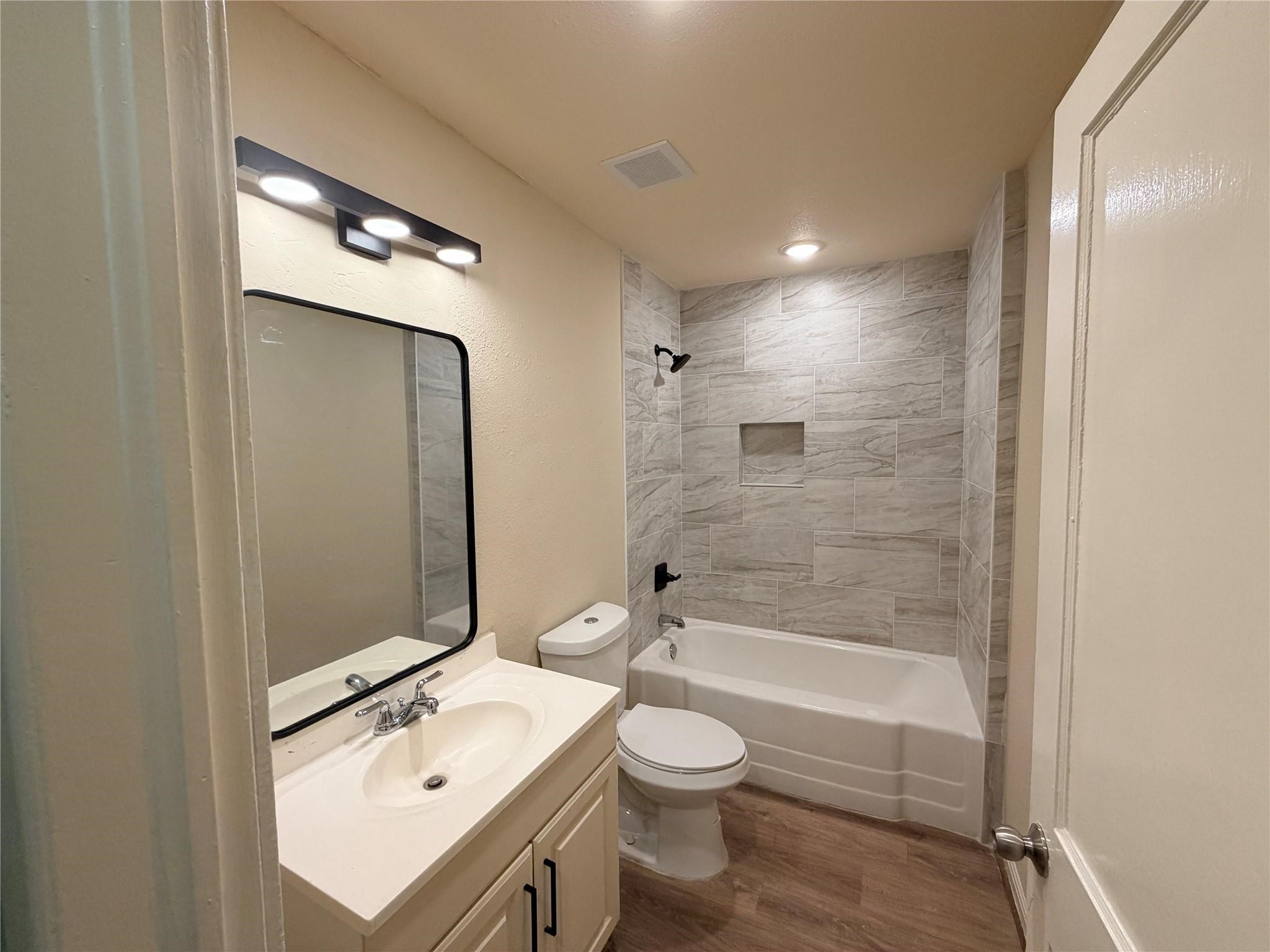 505 Sikes Street Property Photo 9