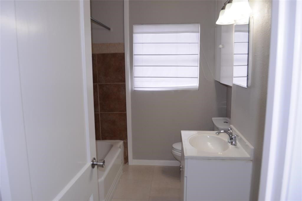 3502 Rosedale Street C Property Photo 18