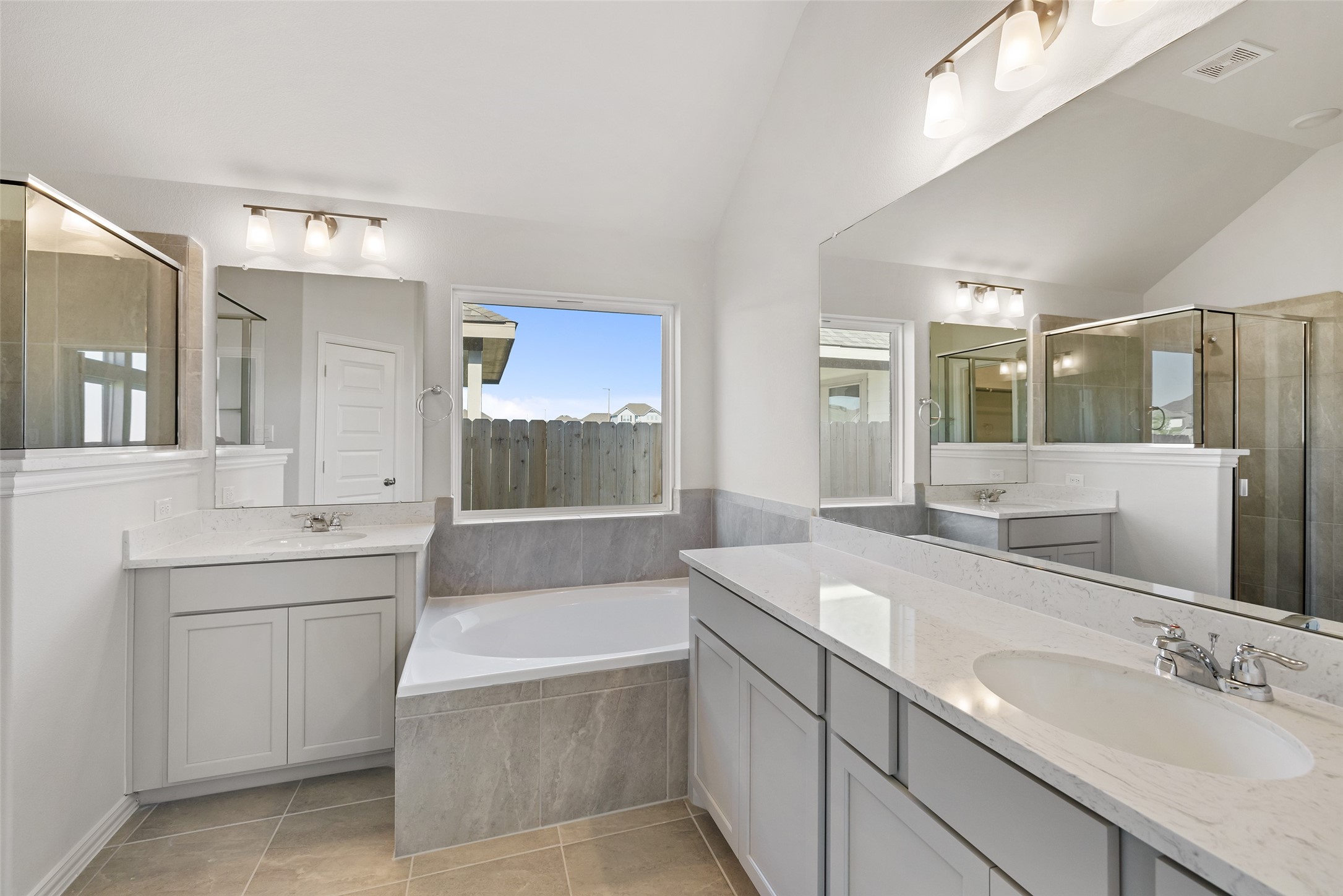 3012 Rodeo Drive Property Photo 10