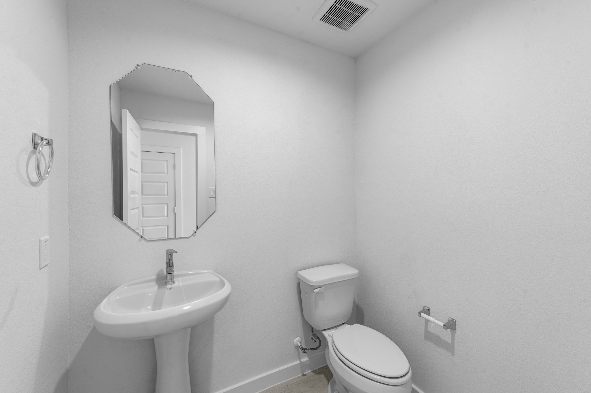 807 Orchard Vale Road Property Photo 14