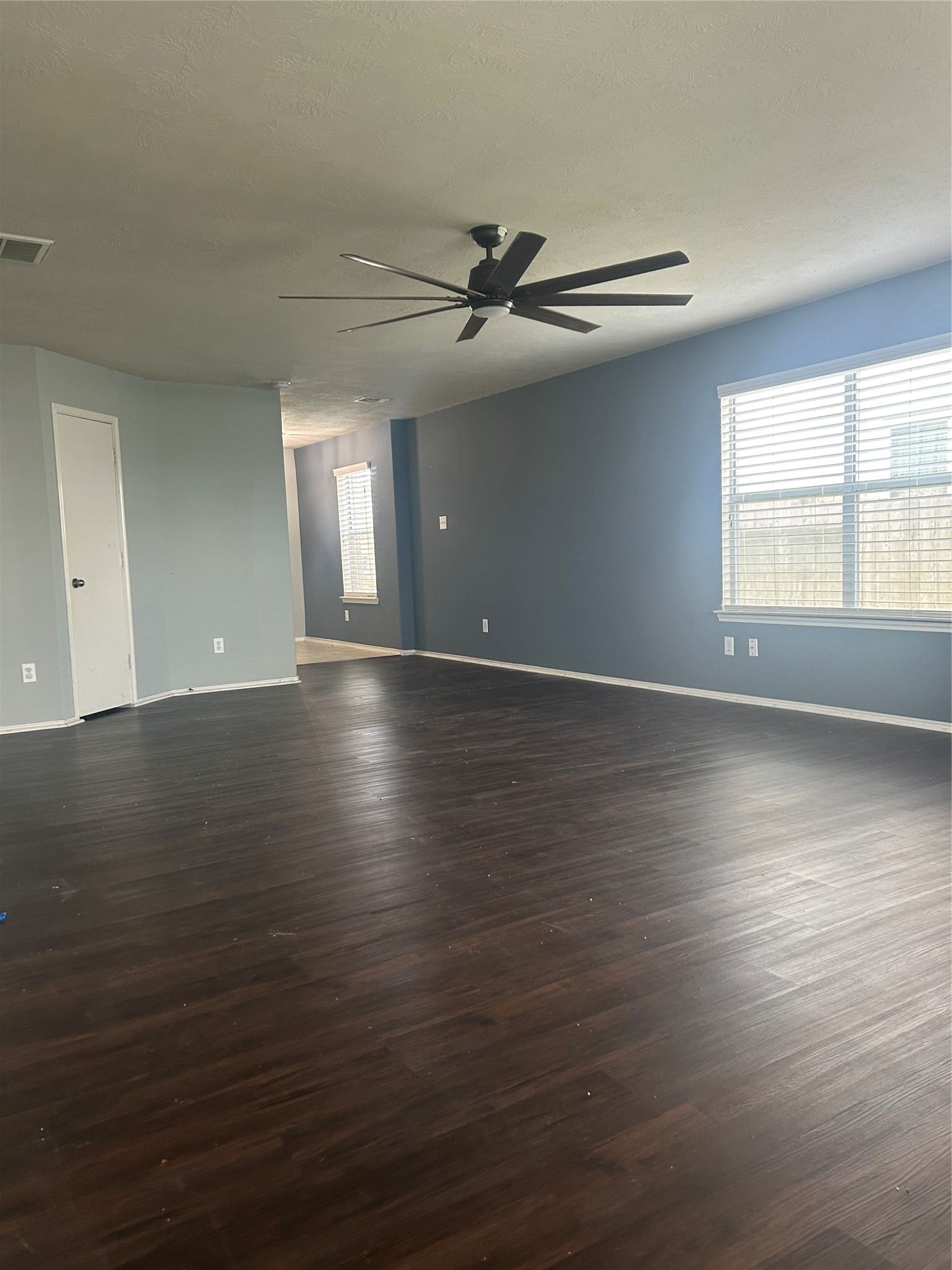 4419 Amaryllis Avenue Property Photo 3
