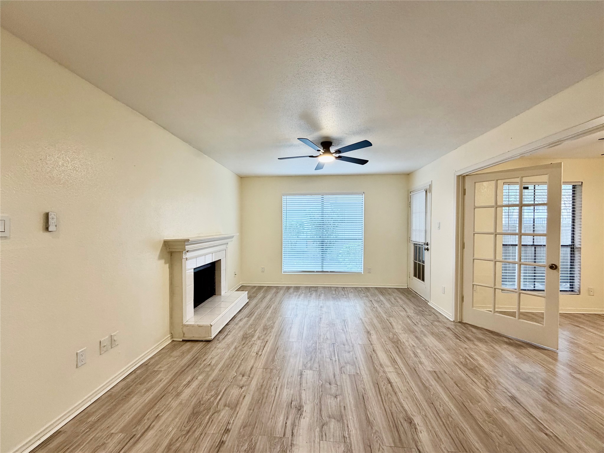 2120 Wilcrest Drive 121 Property Photo 2