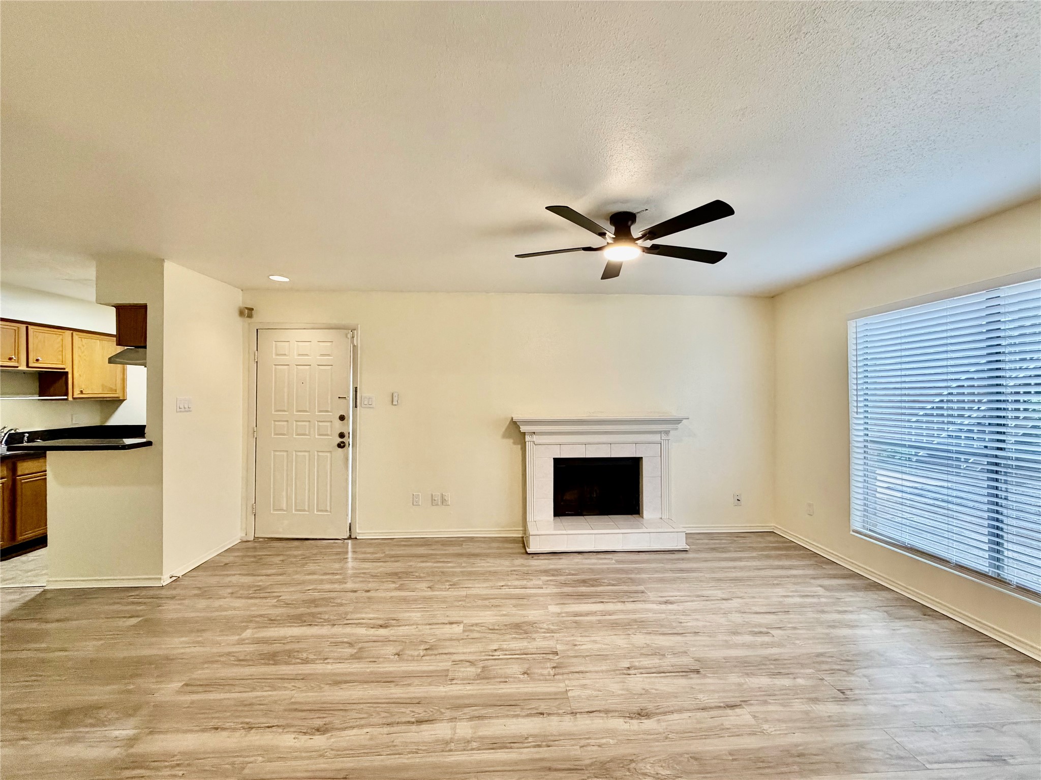 2120 Wilcrest Drive 121 Property Photo 10