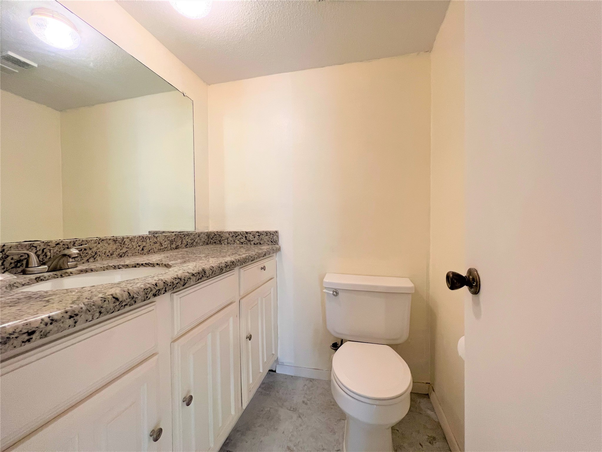 2120 Wilcrest Drive 121 Property Photo 17