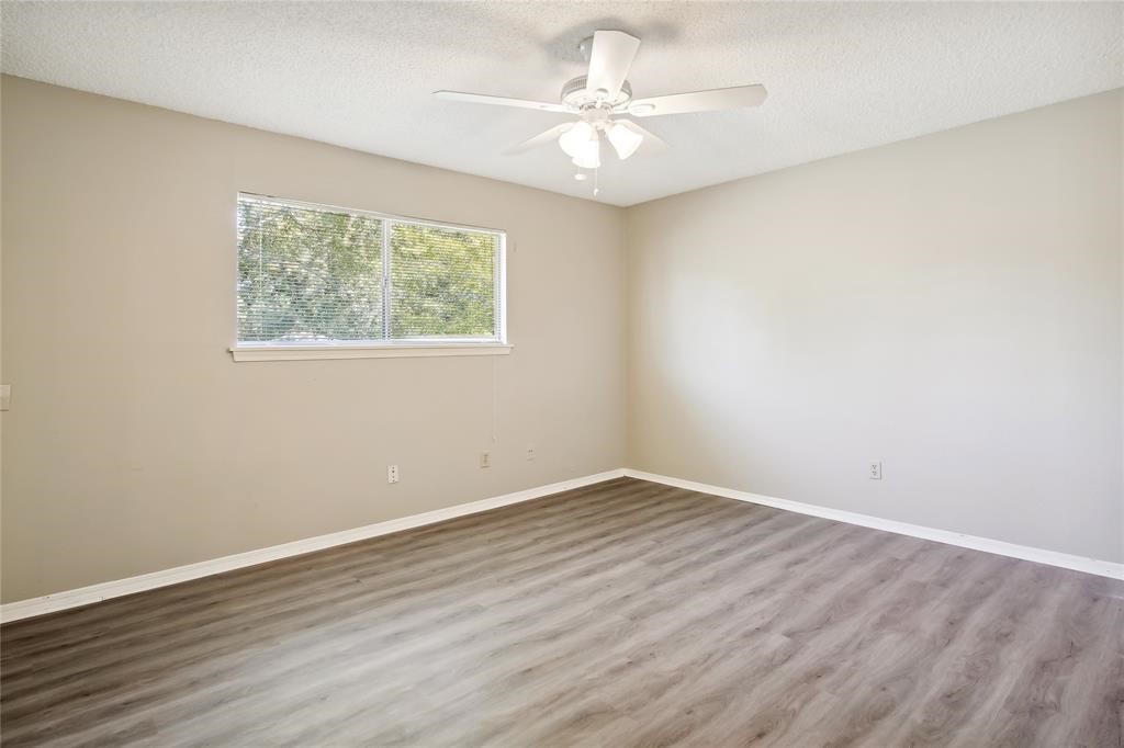 9414 Crystal Cove Circle Property Photo 8