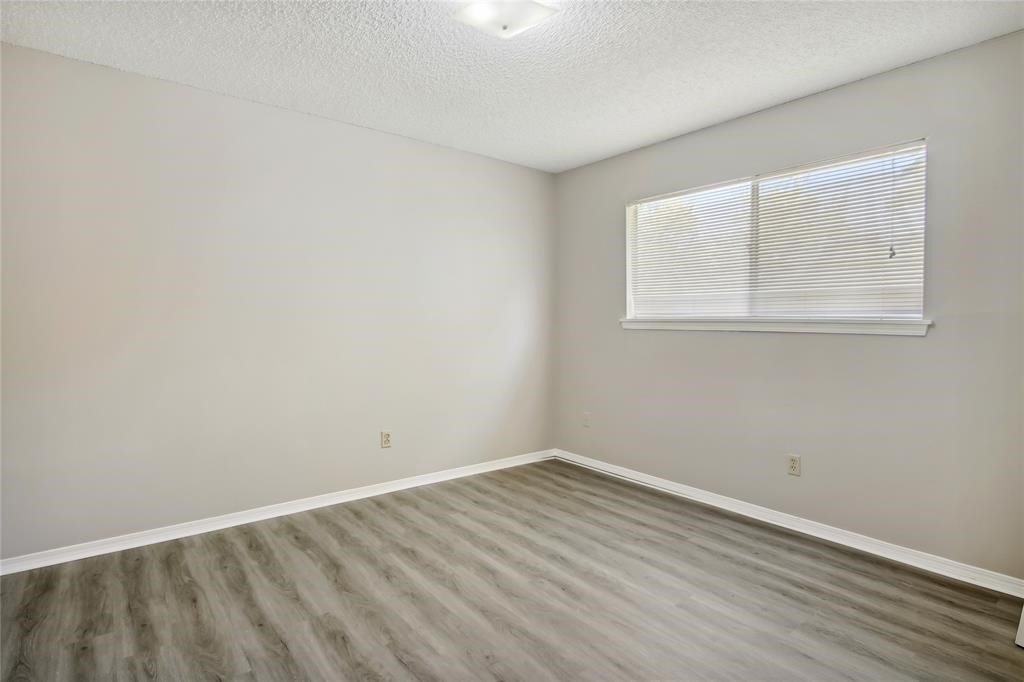 9414 Crystal Cove Circle Property Photo 10