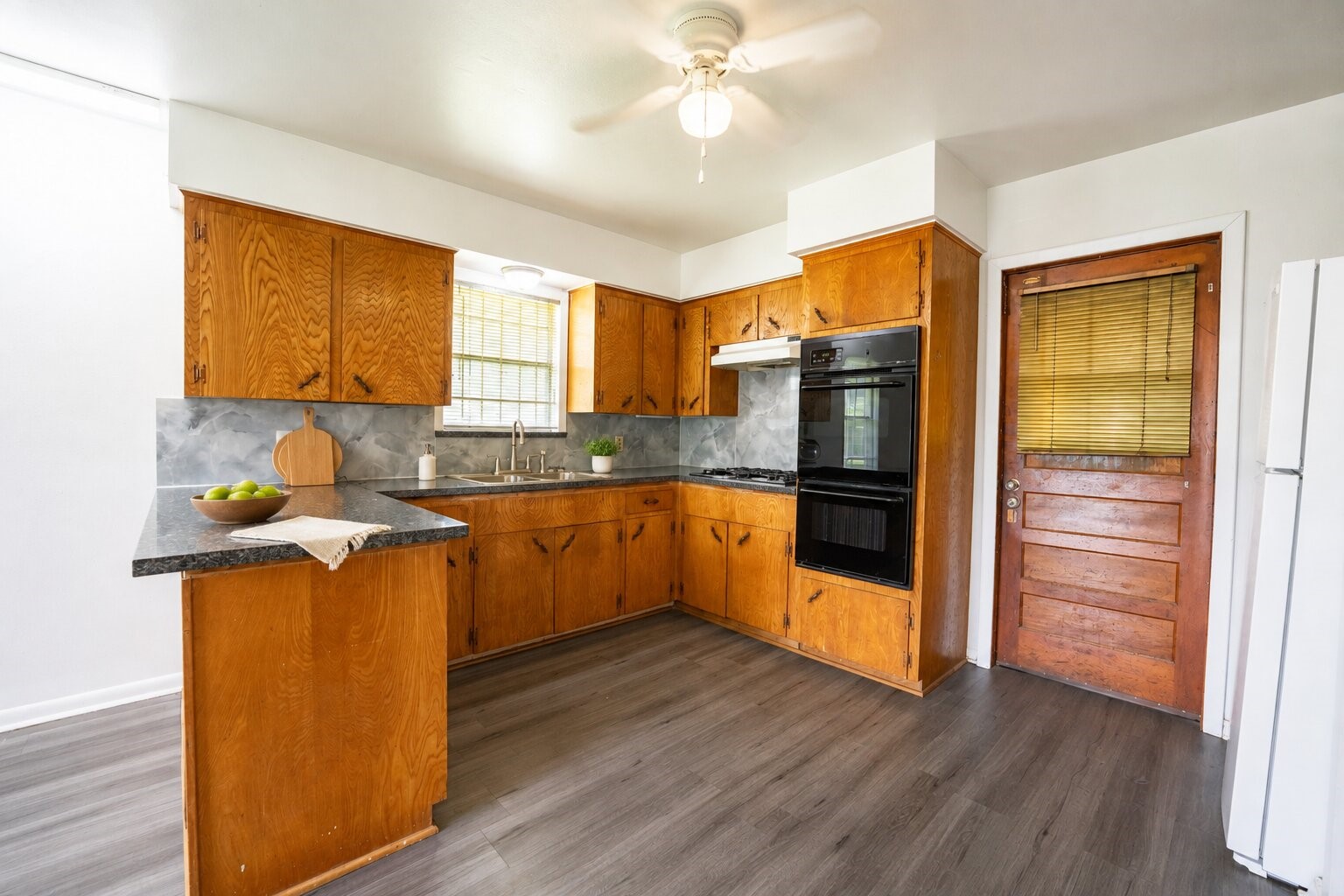 4402 Balkin Street Property Photo 5